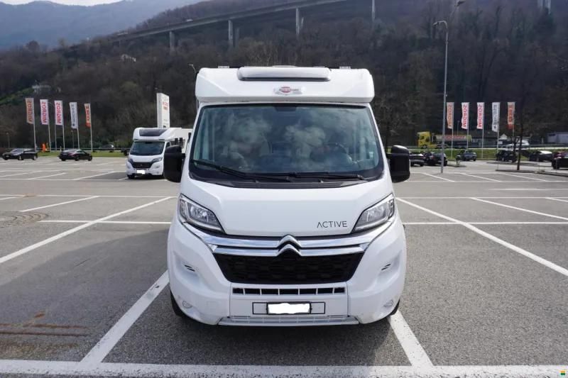 B&uuml;rstner Nexxo Van 659