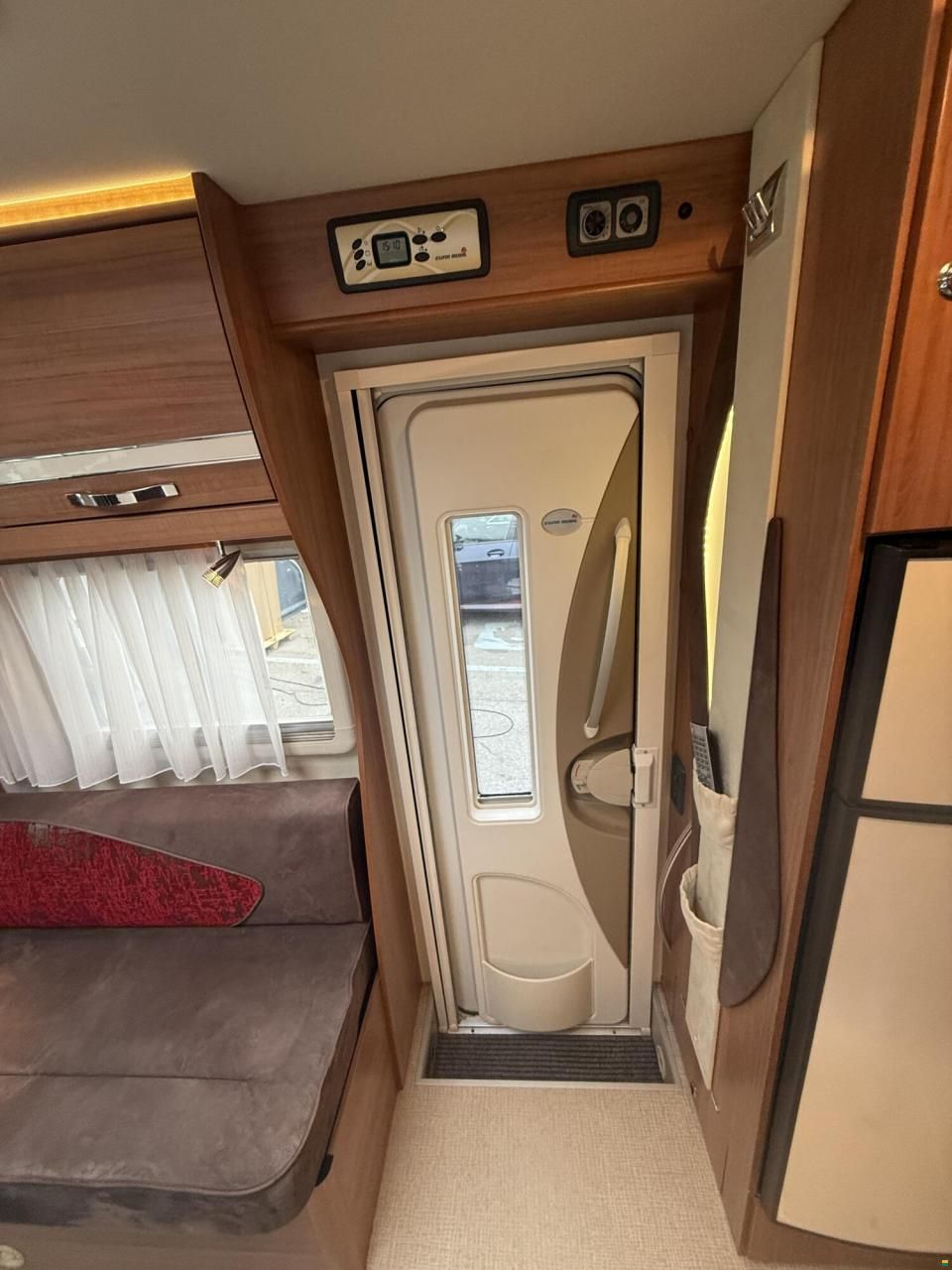 Eura Mobil Terrestra 670 SBL