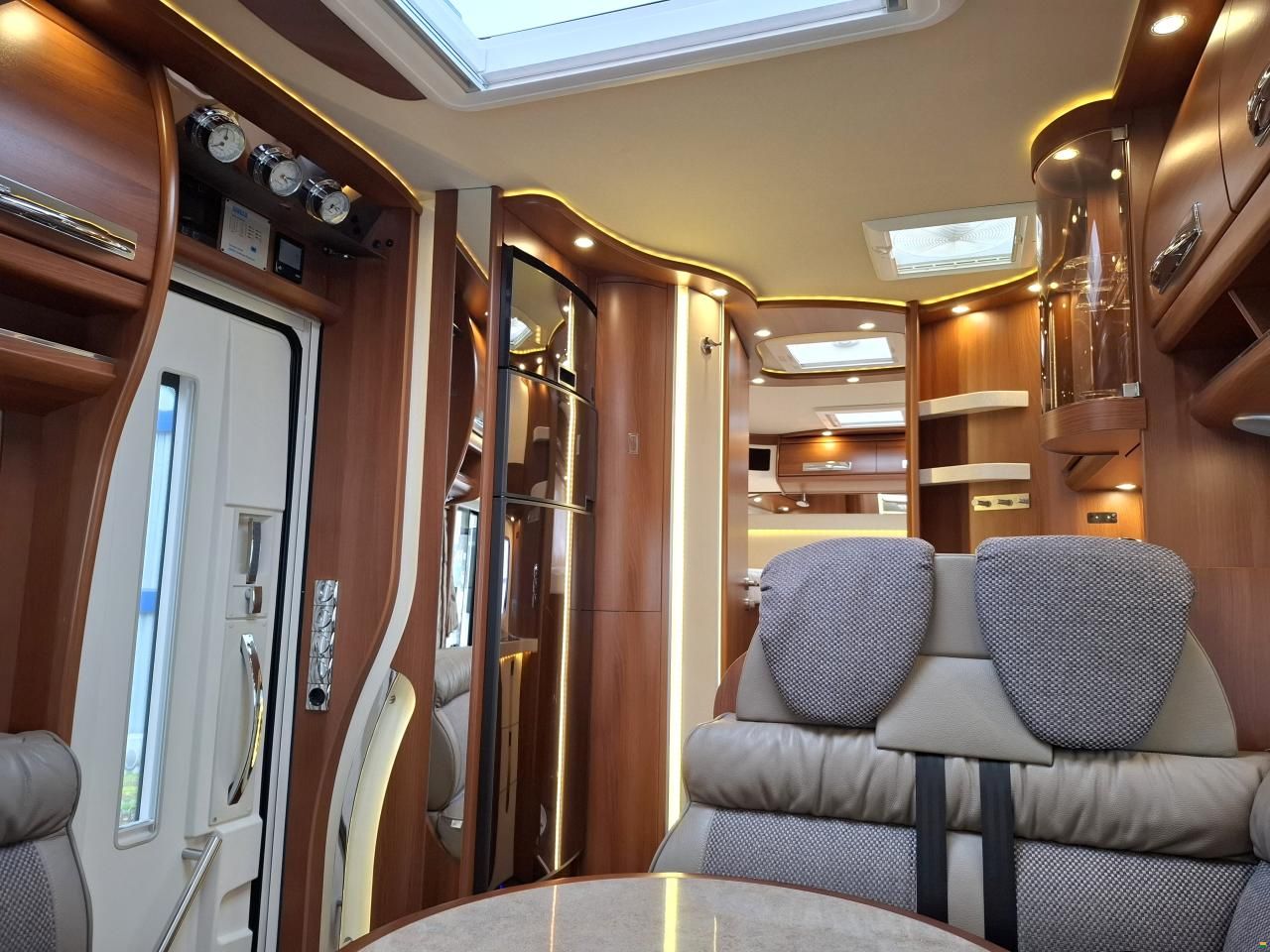 Carthago CHIC E-LINE i50