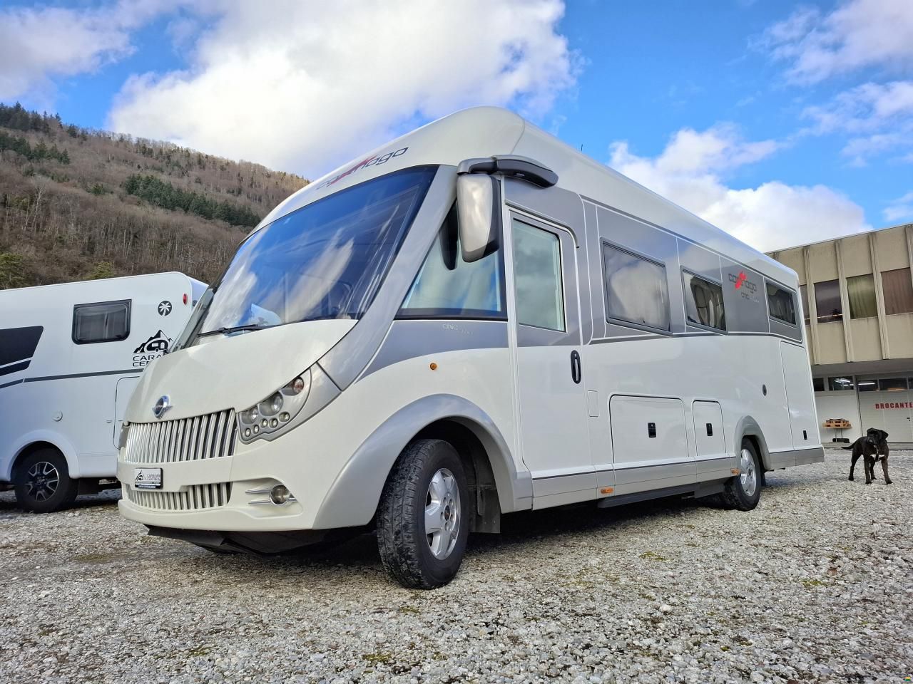 Carthago CHIC E-LINE i50