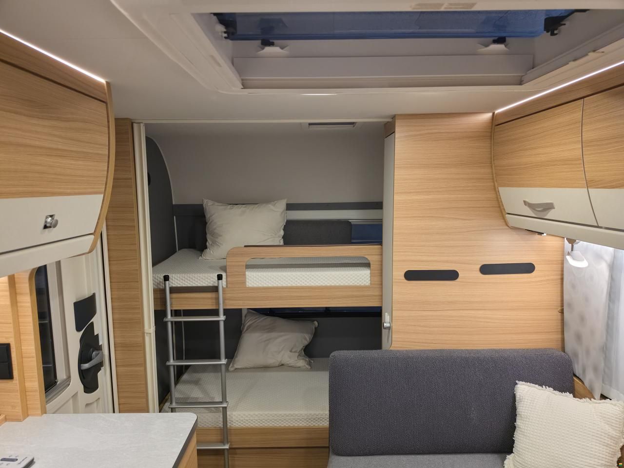 Dethleffs Camper 530 FSK