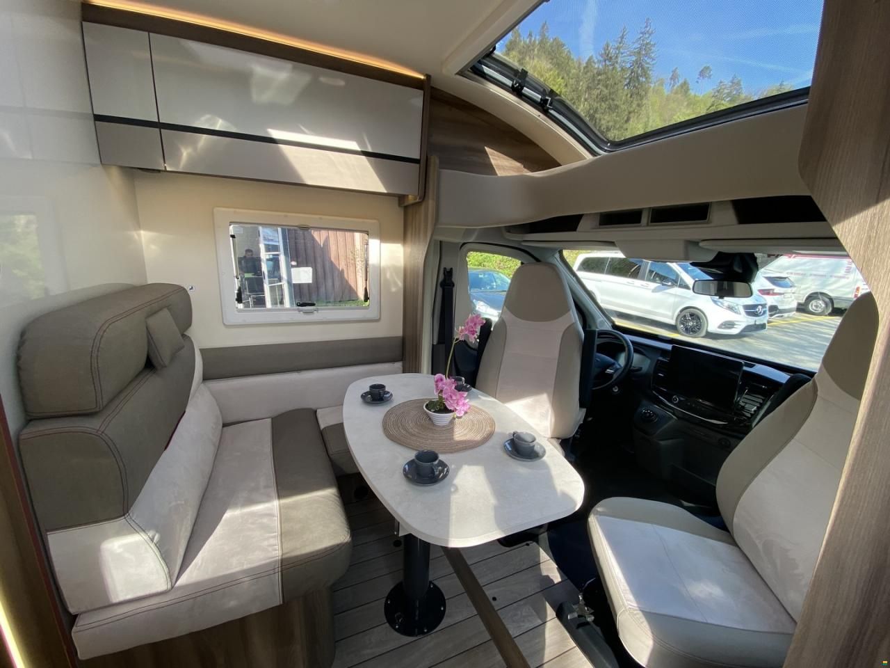 Roller Team Kronos Fit 281P, Ford 165PS Automat