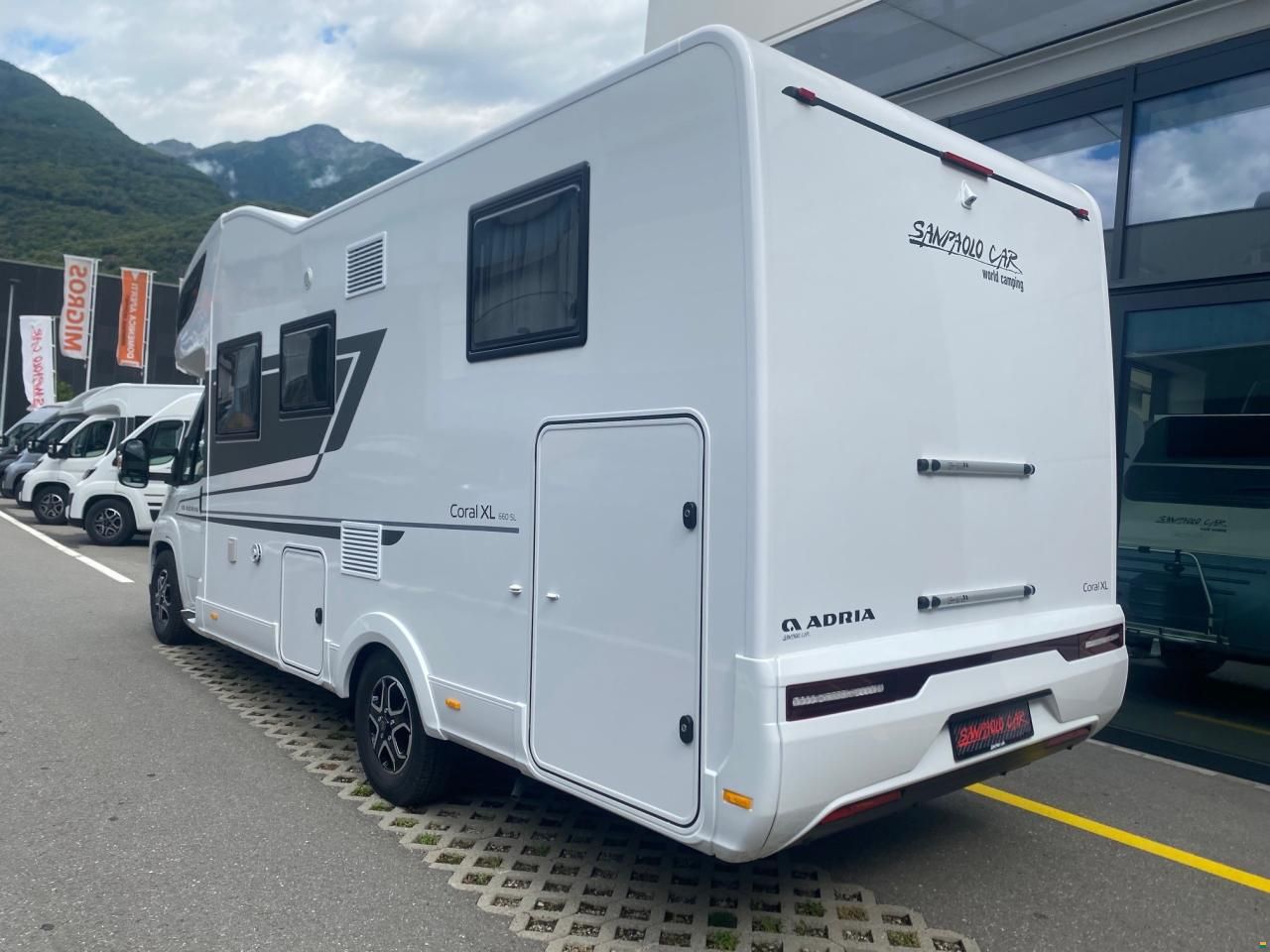 Adria CORAL XL 660 SL
