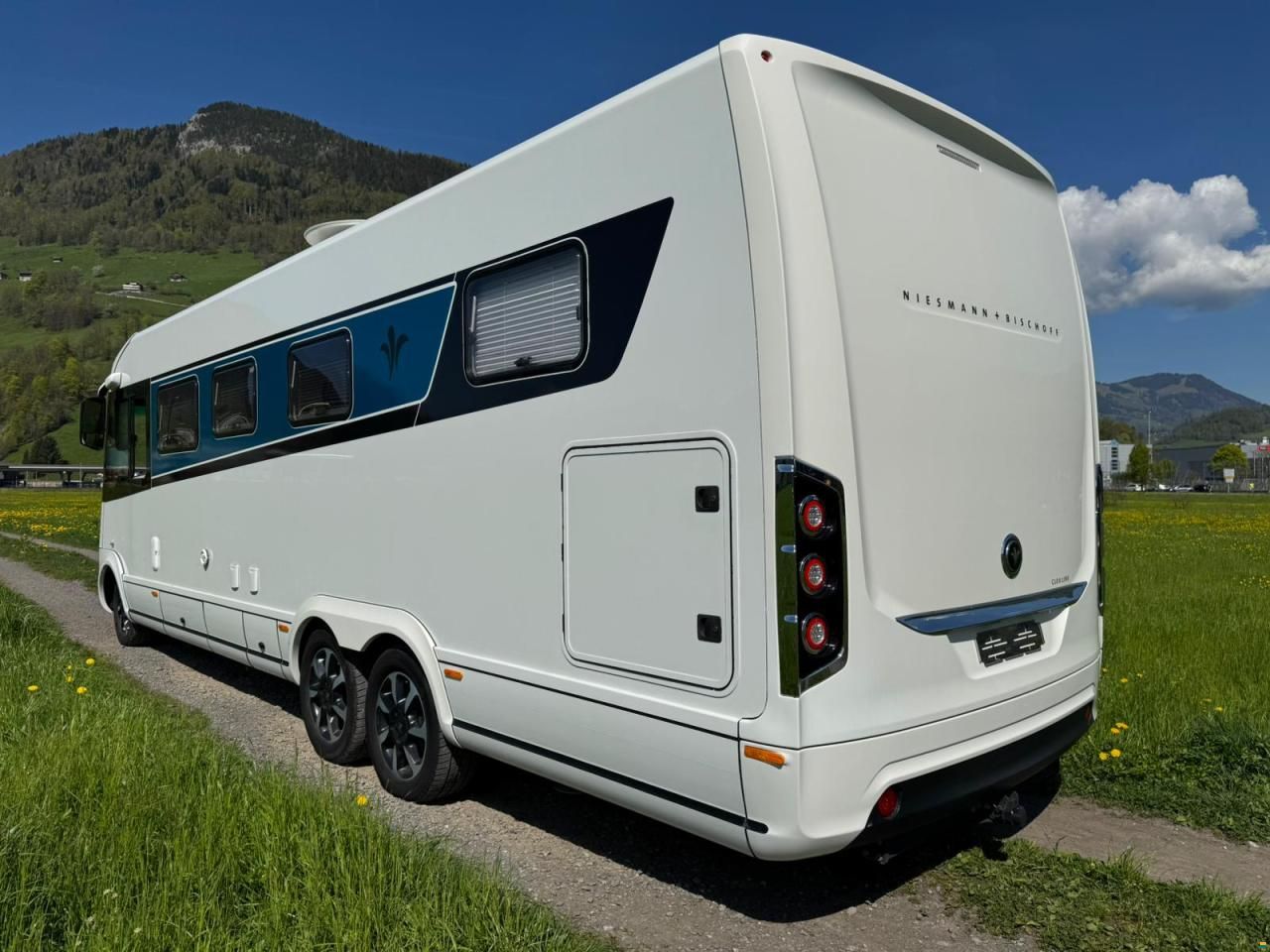 Niesmann-Bischoff Arto 88 EK