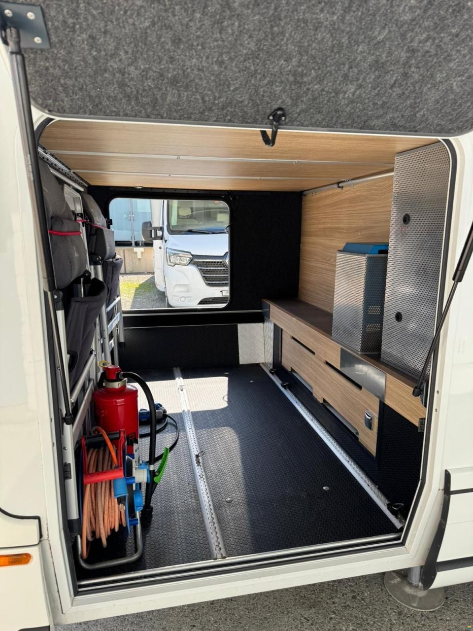 Niesmann-Bischoff Arto 88 EK