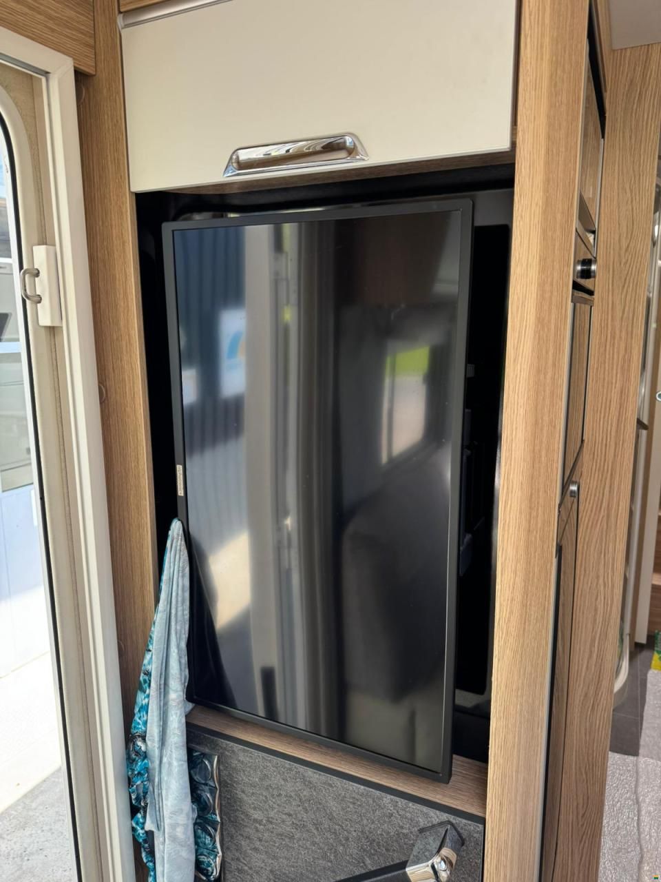 Niesmann-Bischoff Arto 88 EK