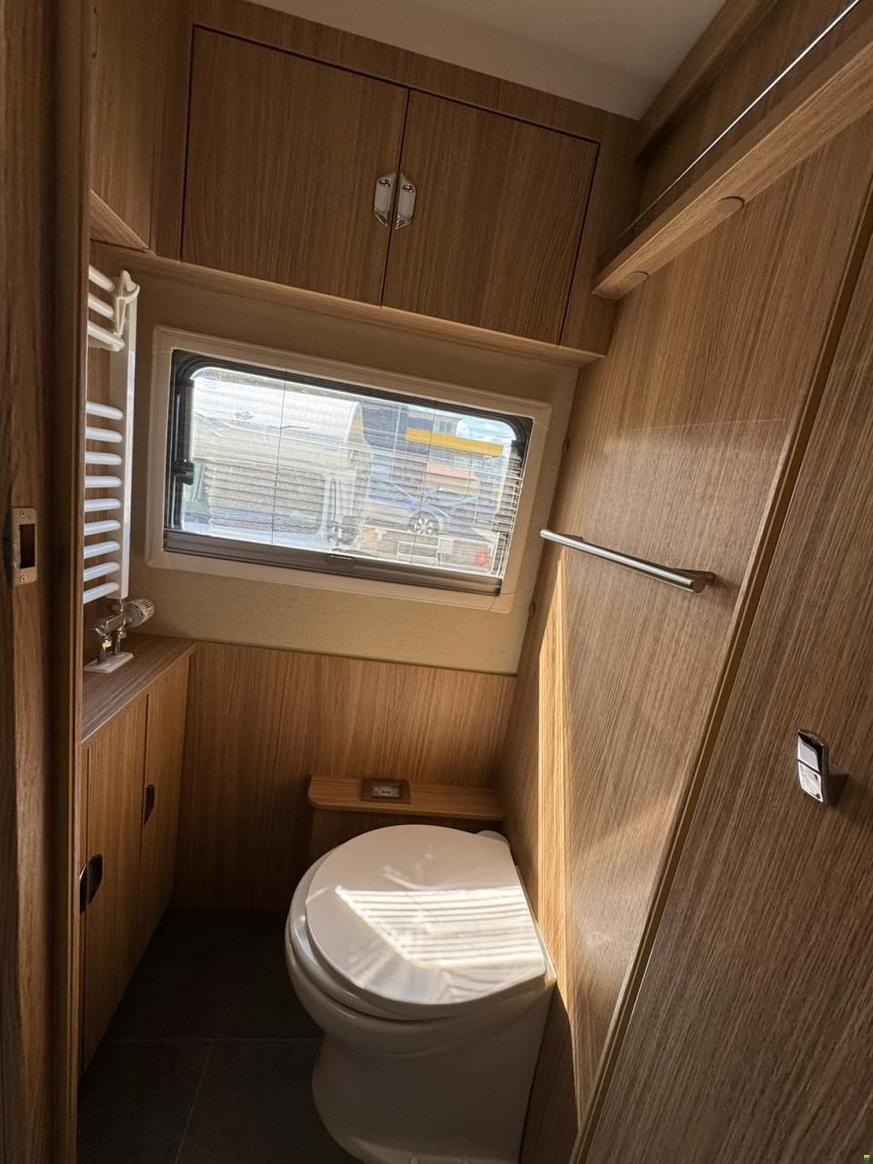 Niesmann-Bischoff Arto 88 EK