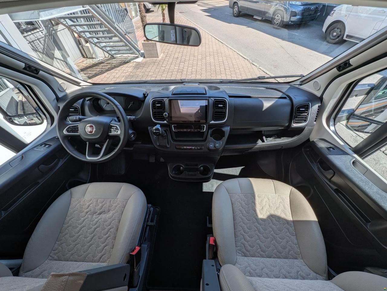 Carthago c-tourer T 143 LE