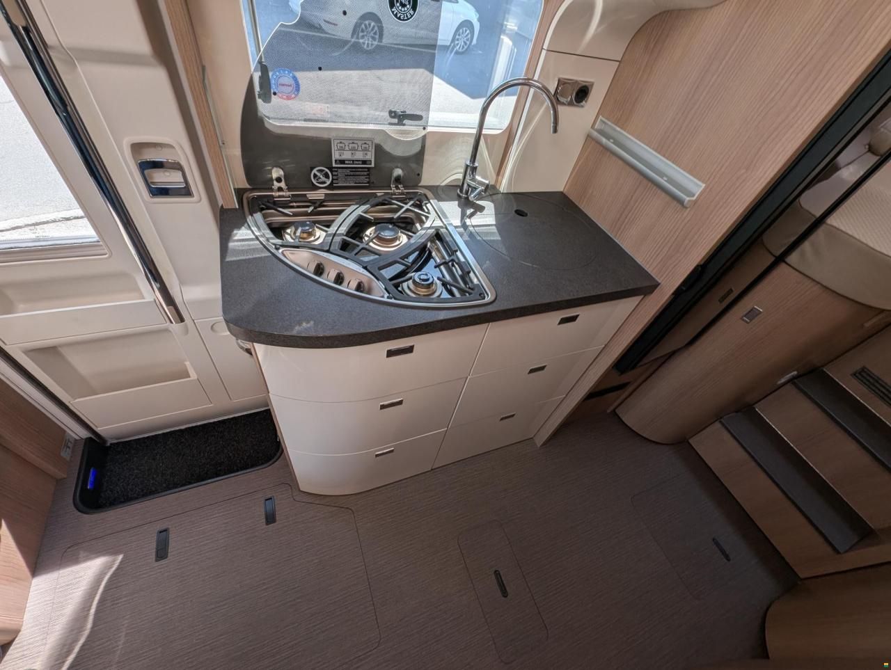 Carthago c-tourer T 143 LE