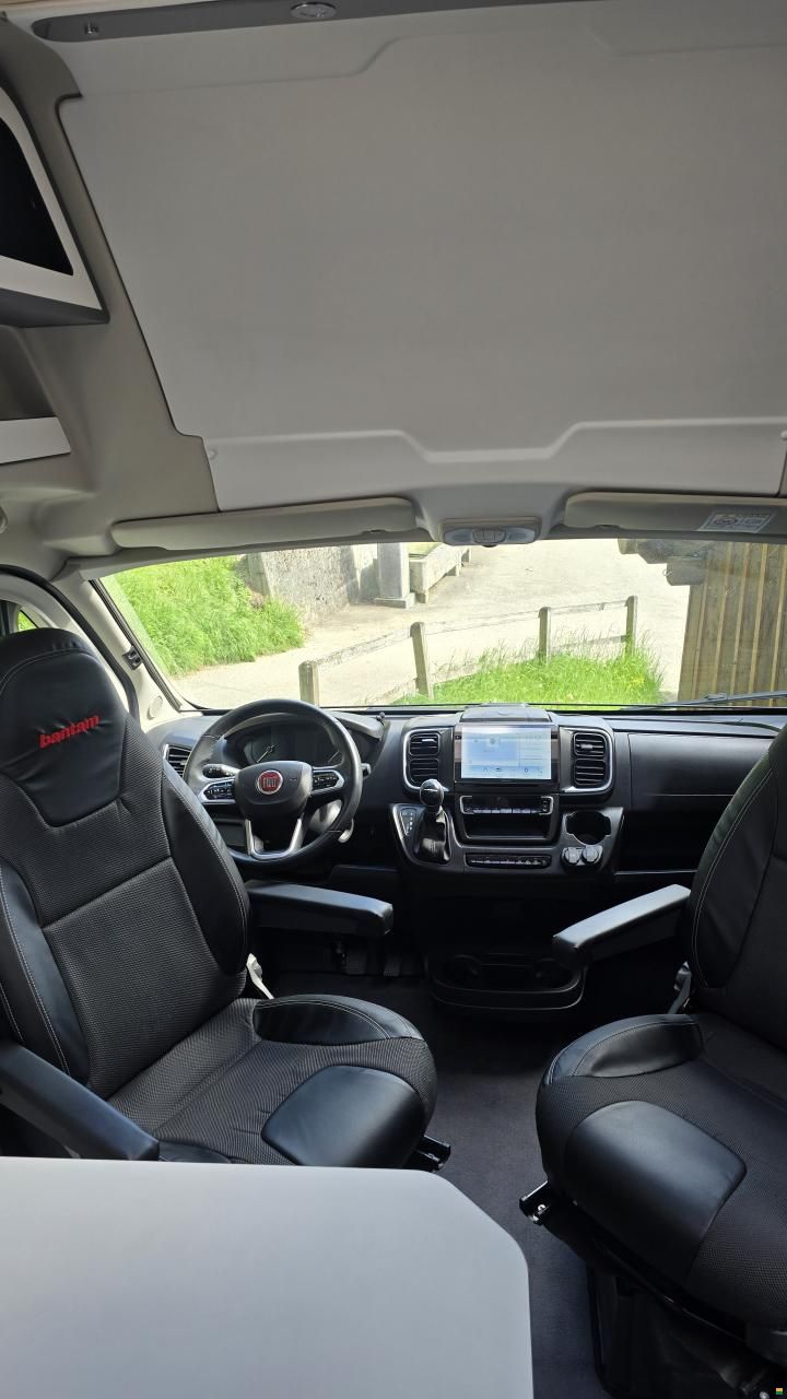 Pilote V633M Premium