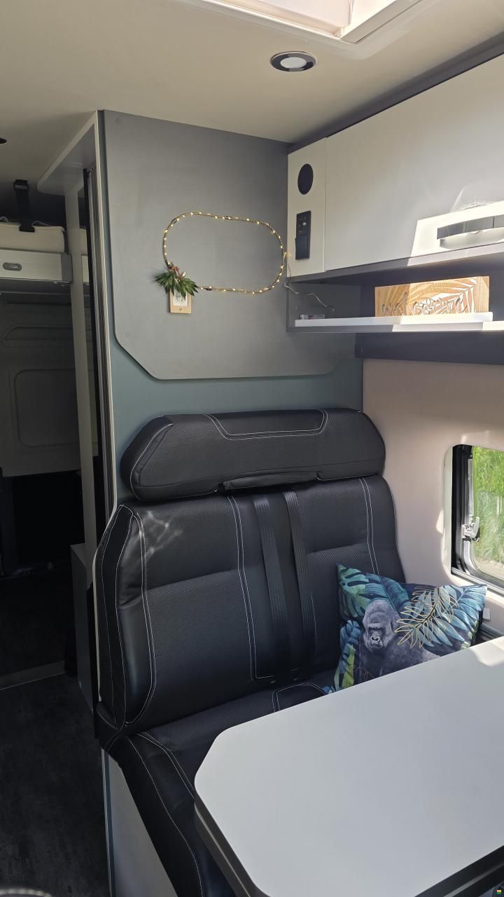 Pilote V633M Premium