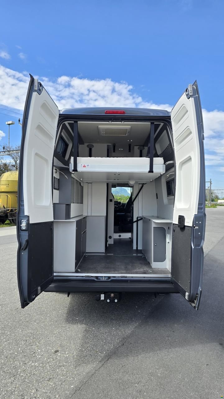 Pilote V633M Premium