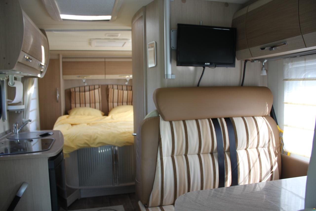 B&uuml;rstner Nexxo T 687 Dinette