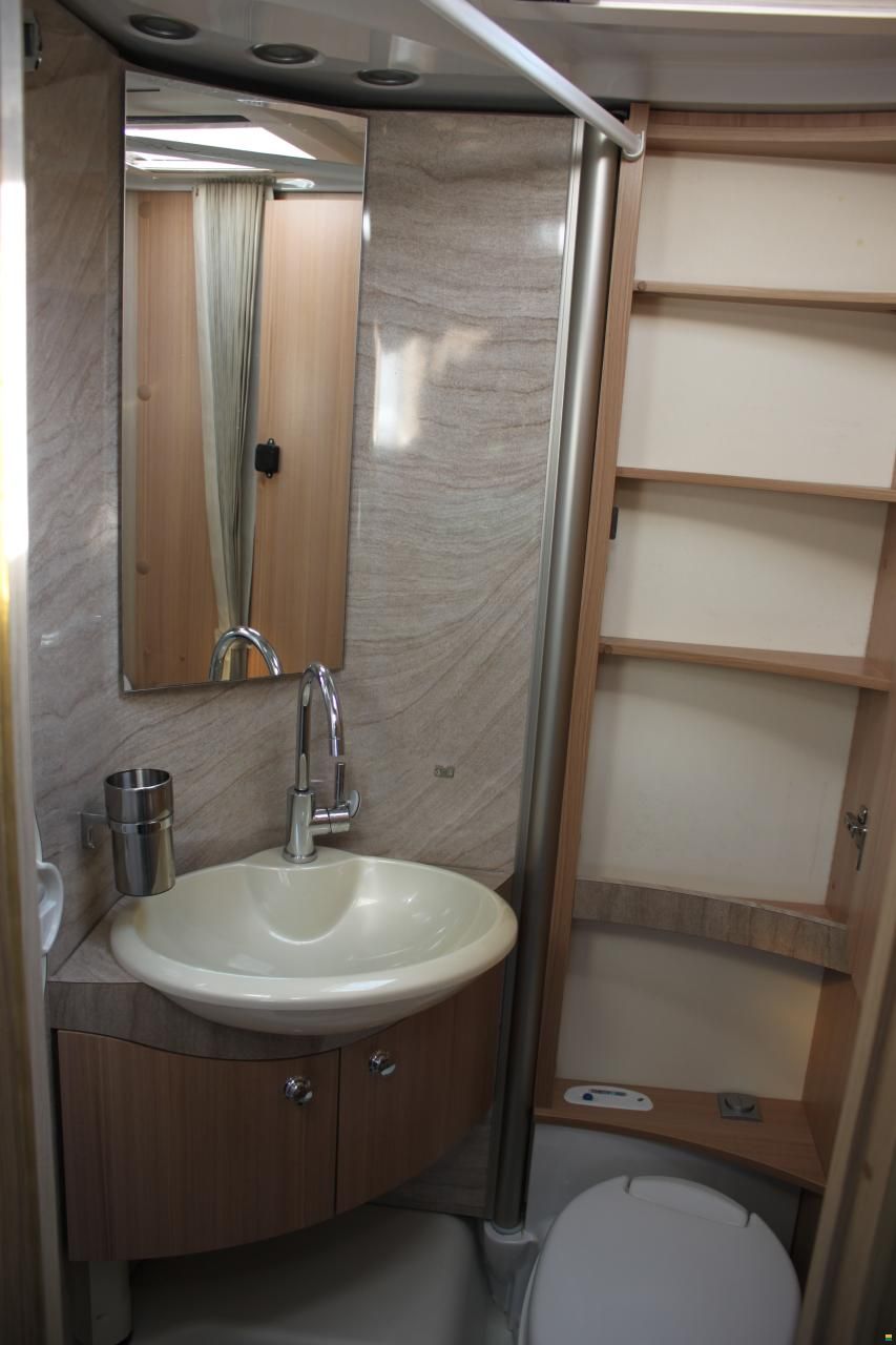 B&uuml;rstner Nexxo T 687 Dinette