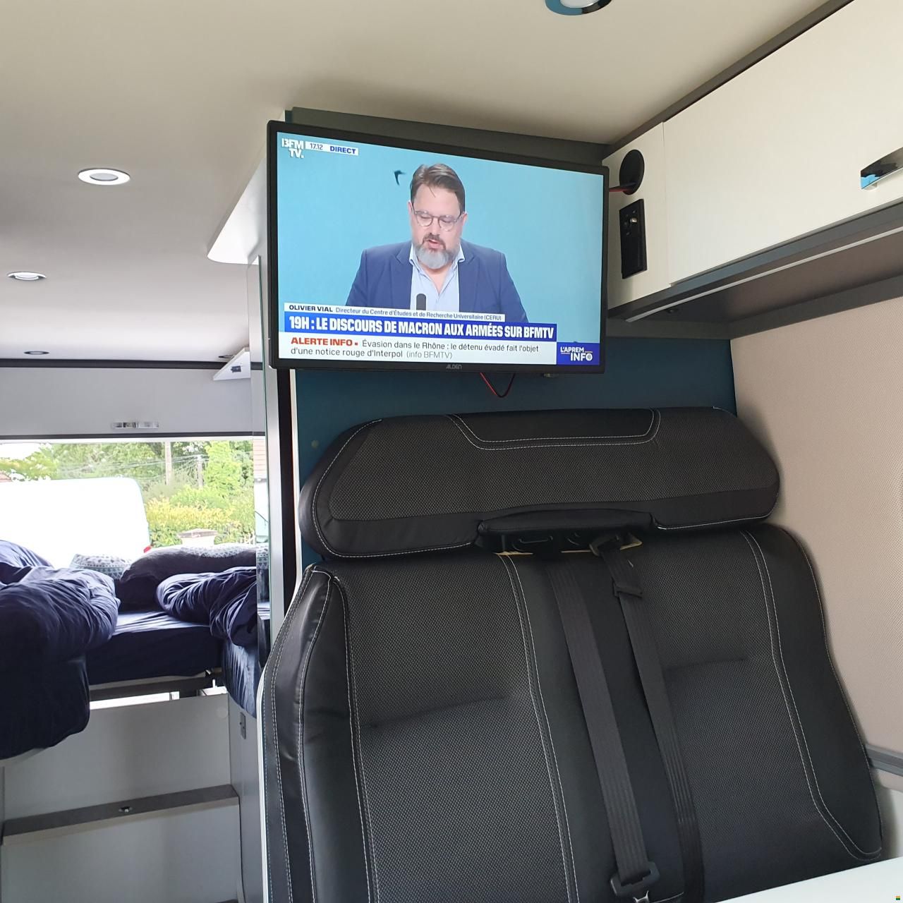 Pilote v630j-t-premium