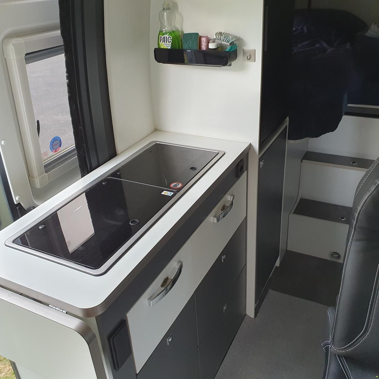 Pilote v630j-t-premium