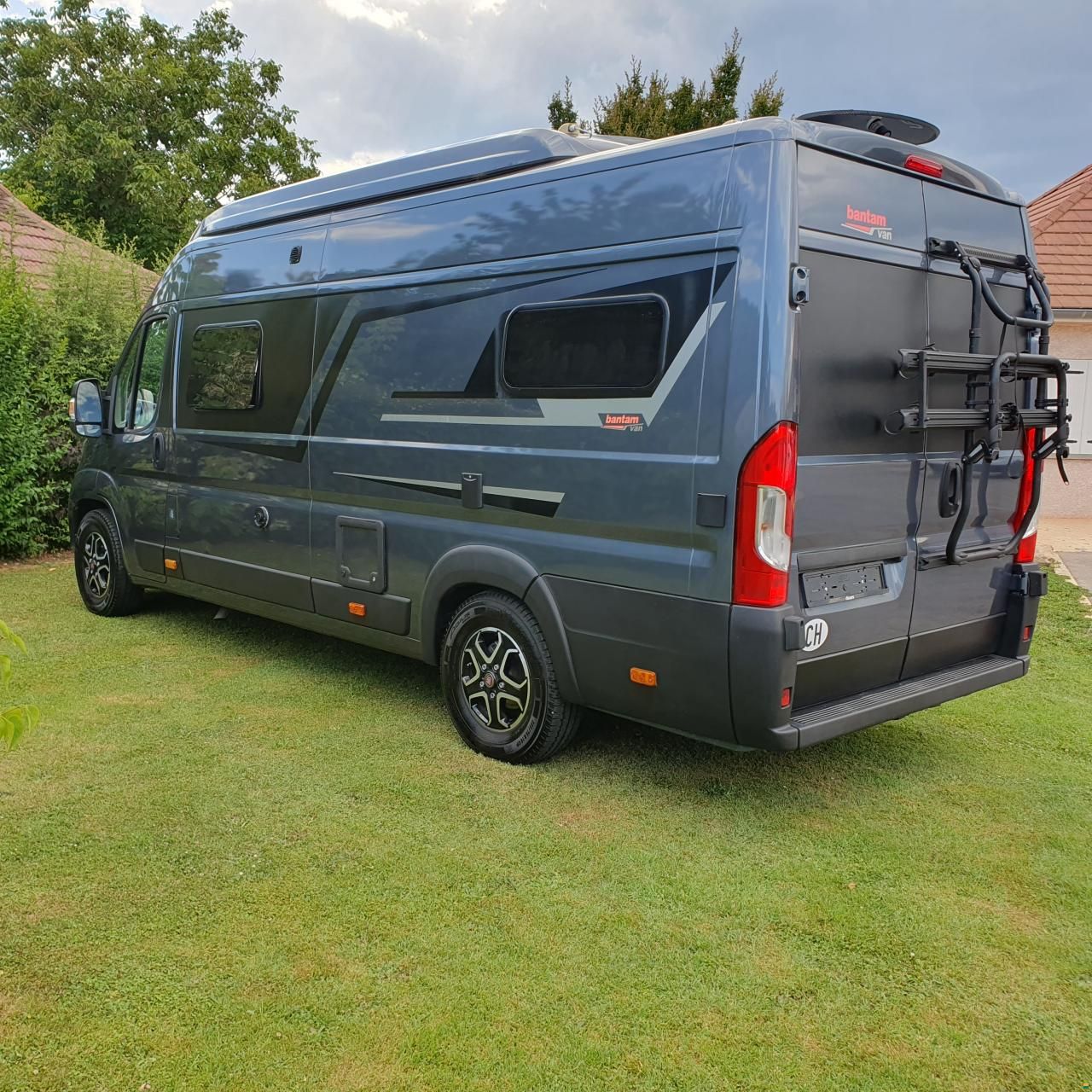 Pilote v630j-t-premium