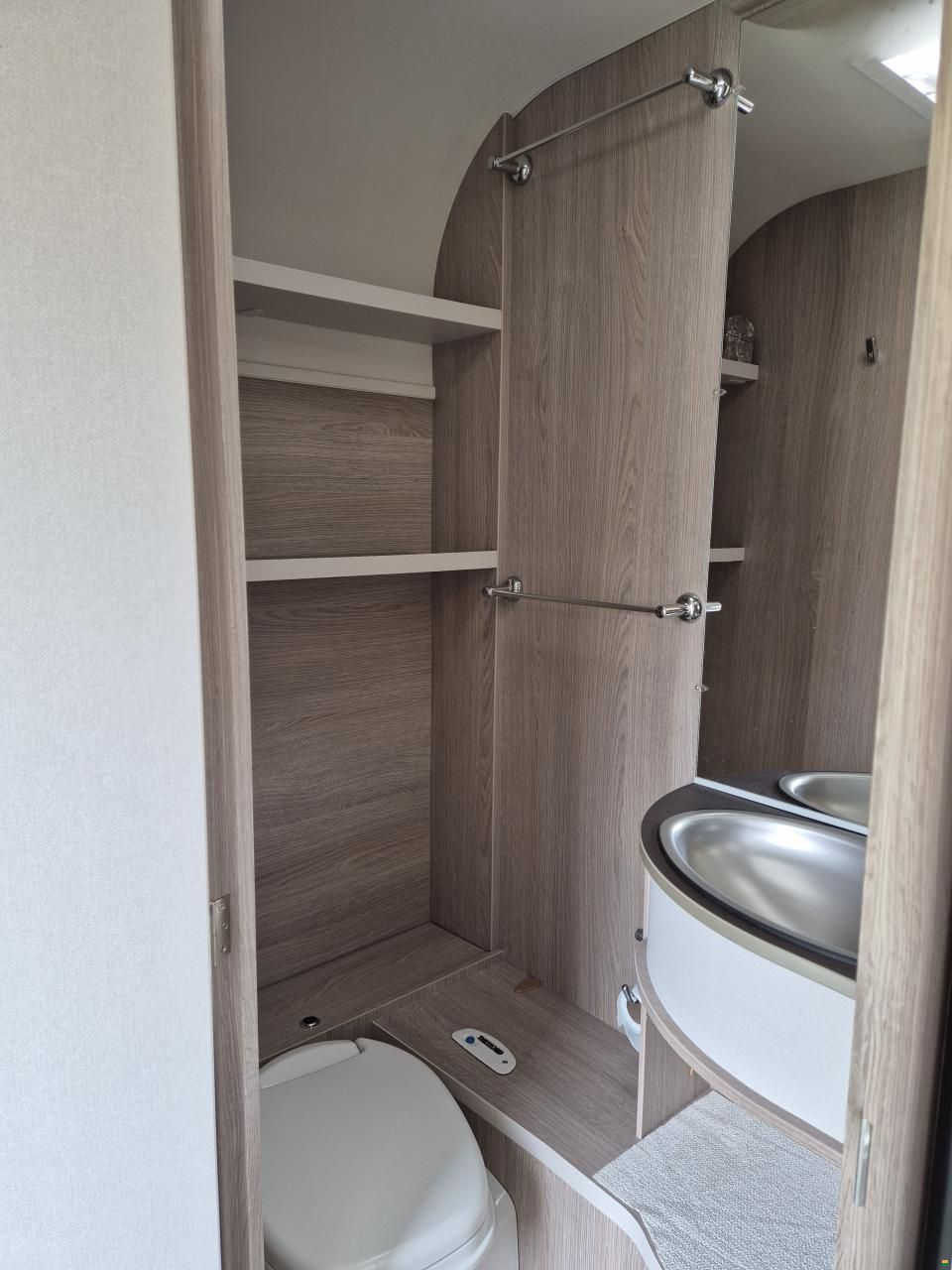 B&uuml;rstner Premio Life 480 TS