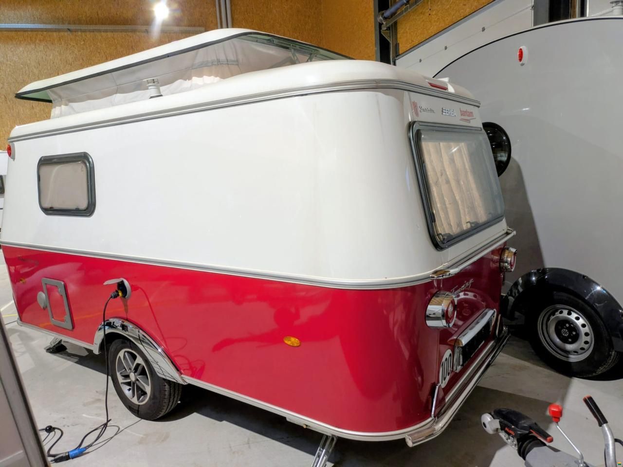 Eriba Touring 430 Tango Red