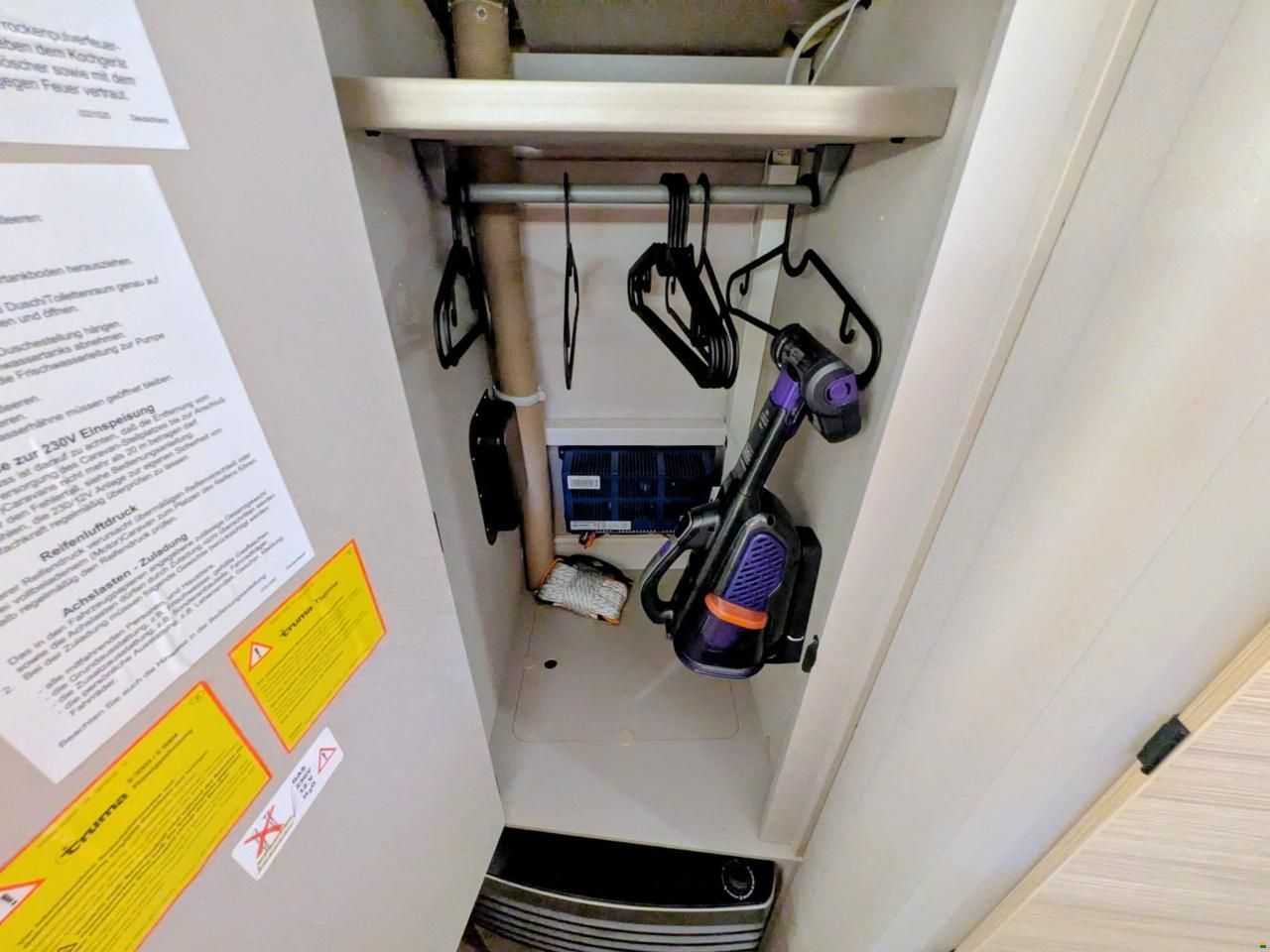 Eriba Touring 430 Tango Red