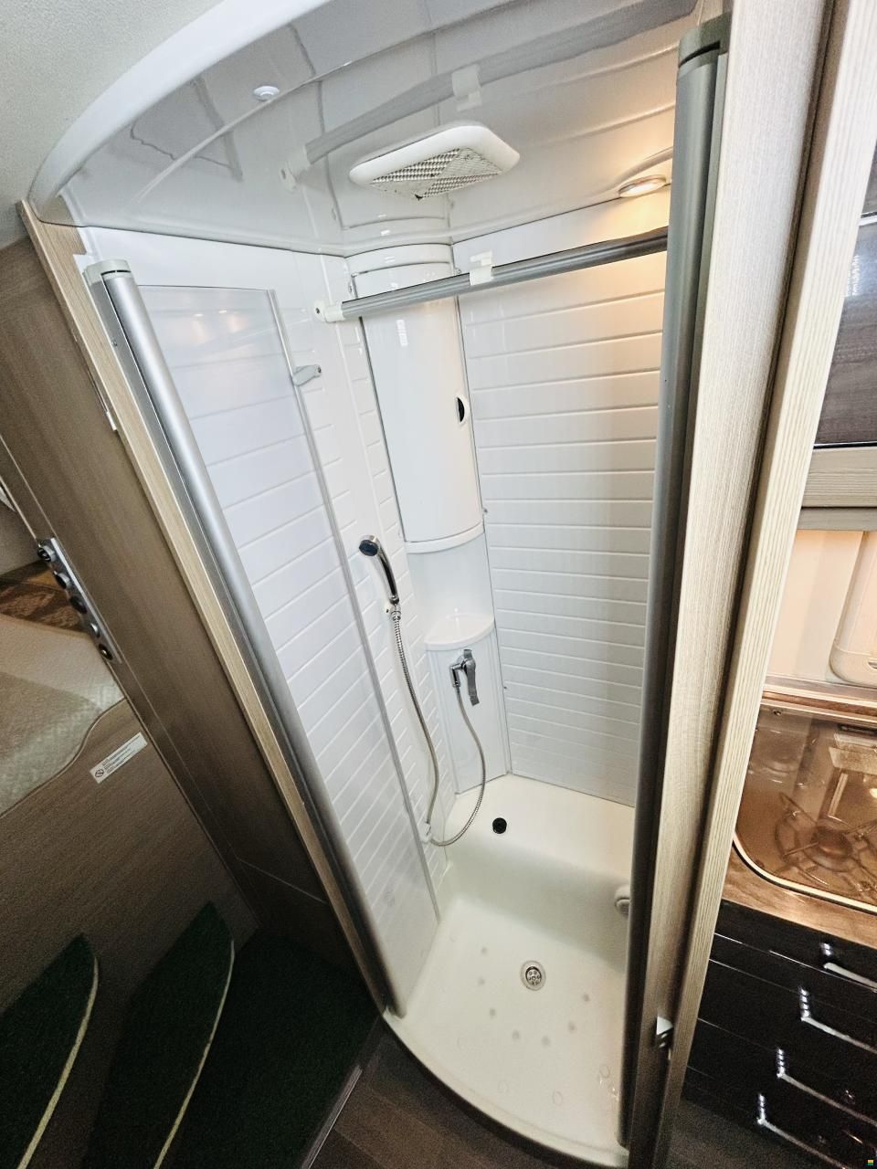 B&uuml;rstner Aviano