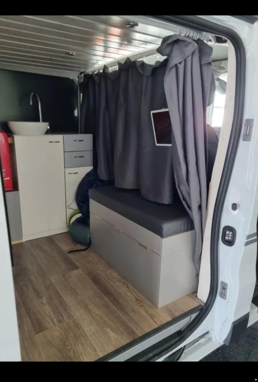 Renault Trafic dCi115