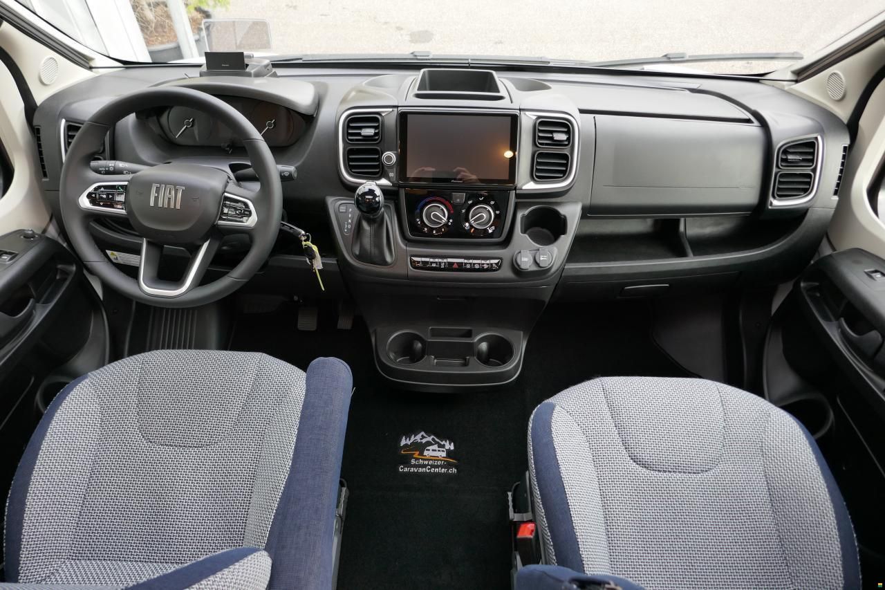 Knaus SKY TI 650 MEG