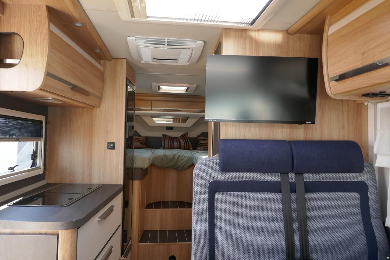 Knaus SKY TI 650 MEG