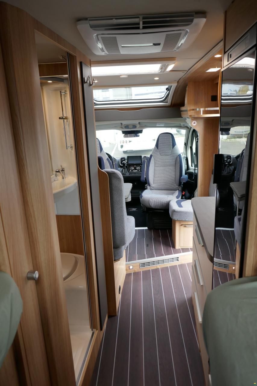 Knaus SKY TI 650 MEG