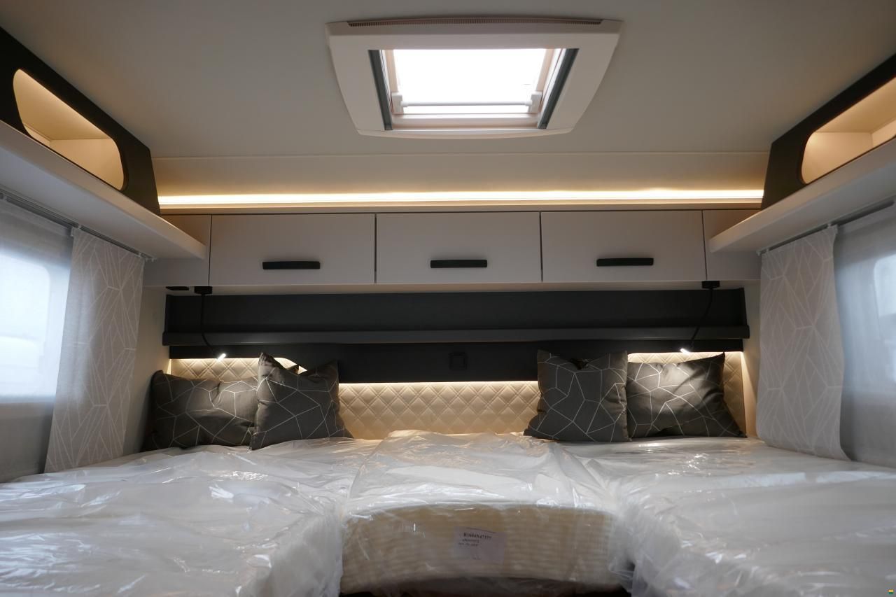 Knaus LIVE TI 650 MEG Platinum Selection