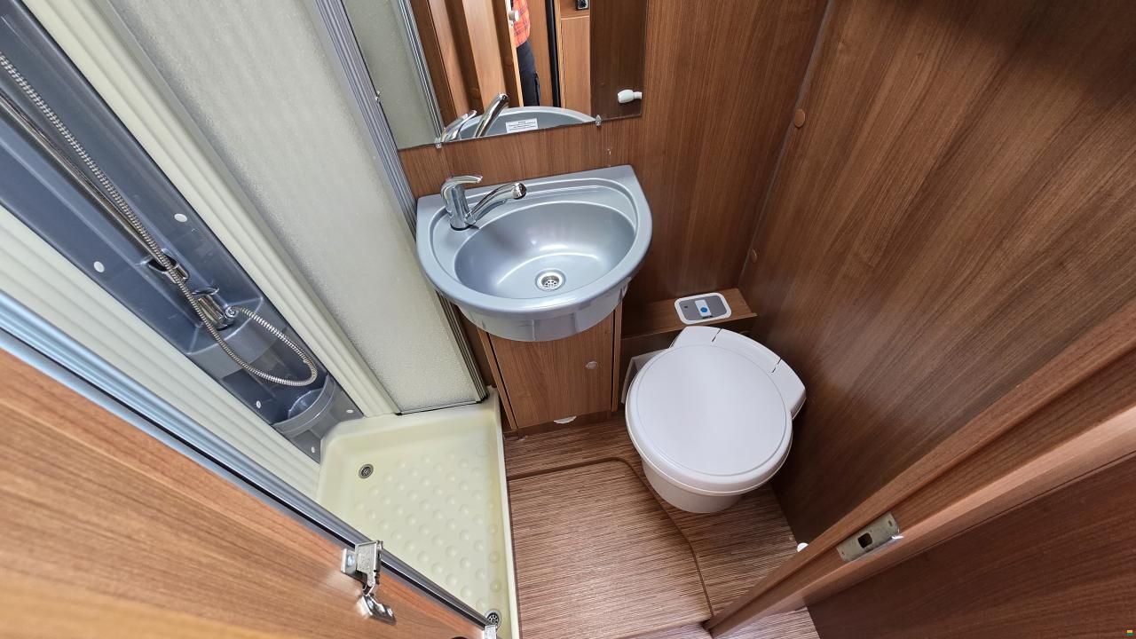 Carado A 361 "Hymer-Gruppe" / 6Pl&auml;tzer