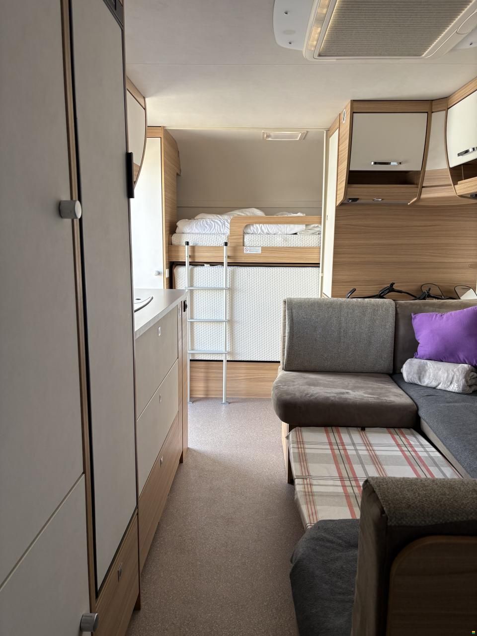 Dethleffs Camper 560FMK
