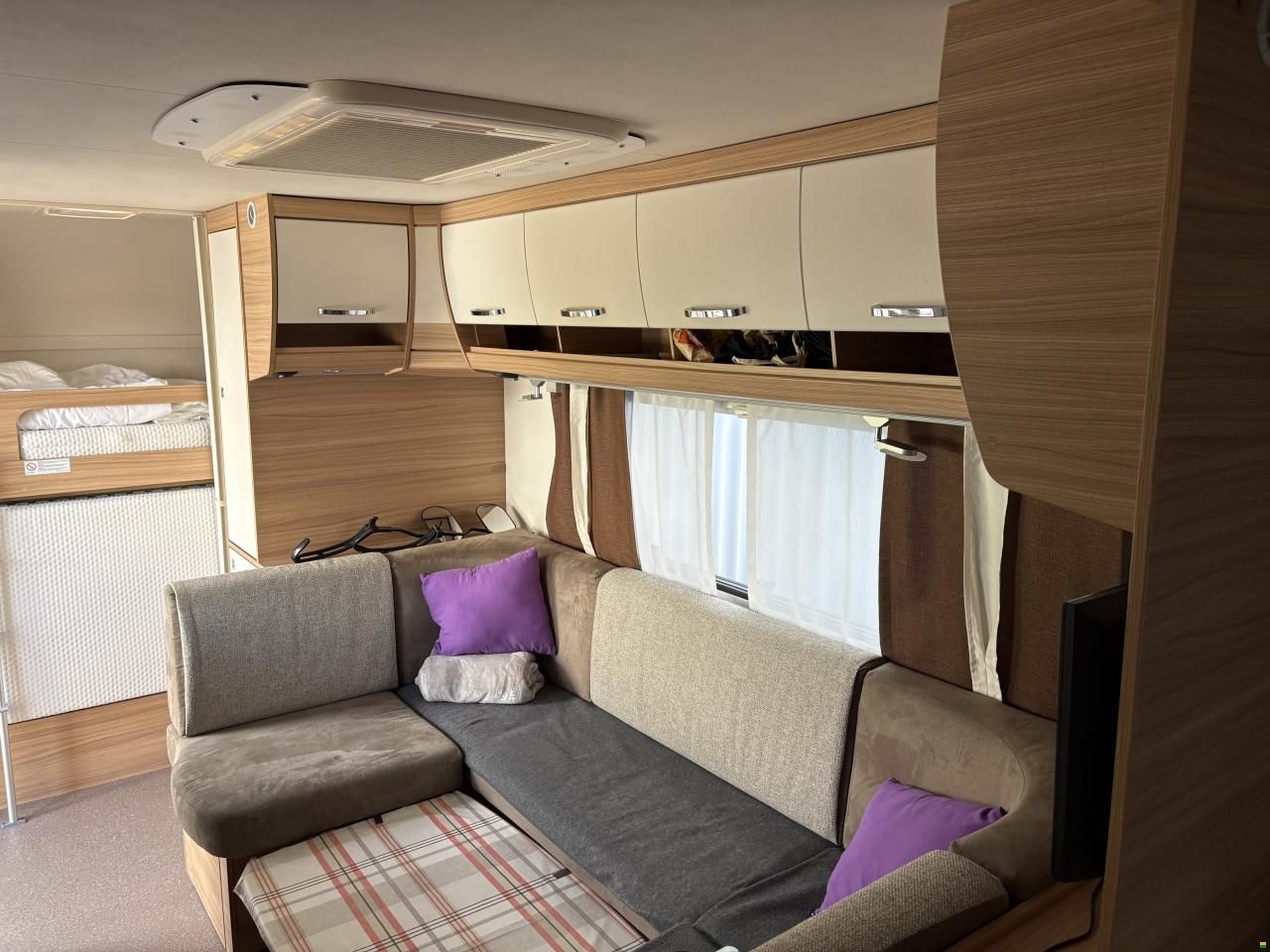 Dethleffs Camper 560FMK