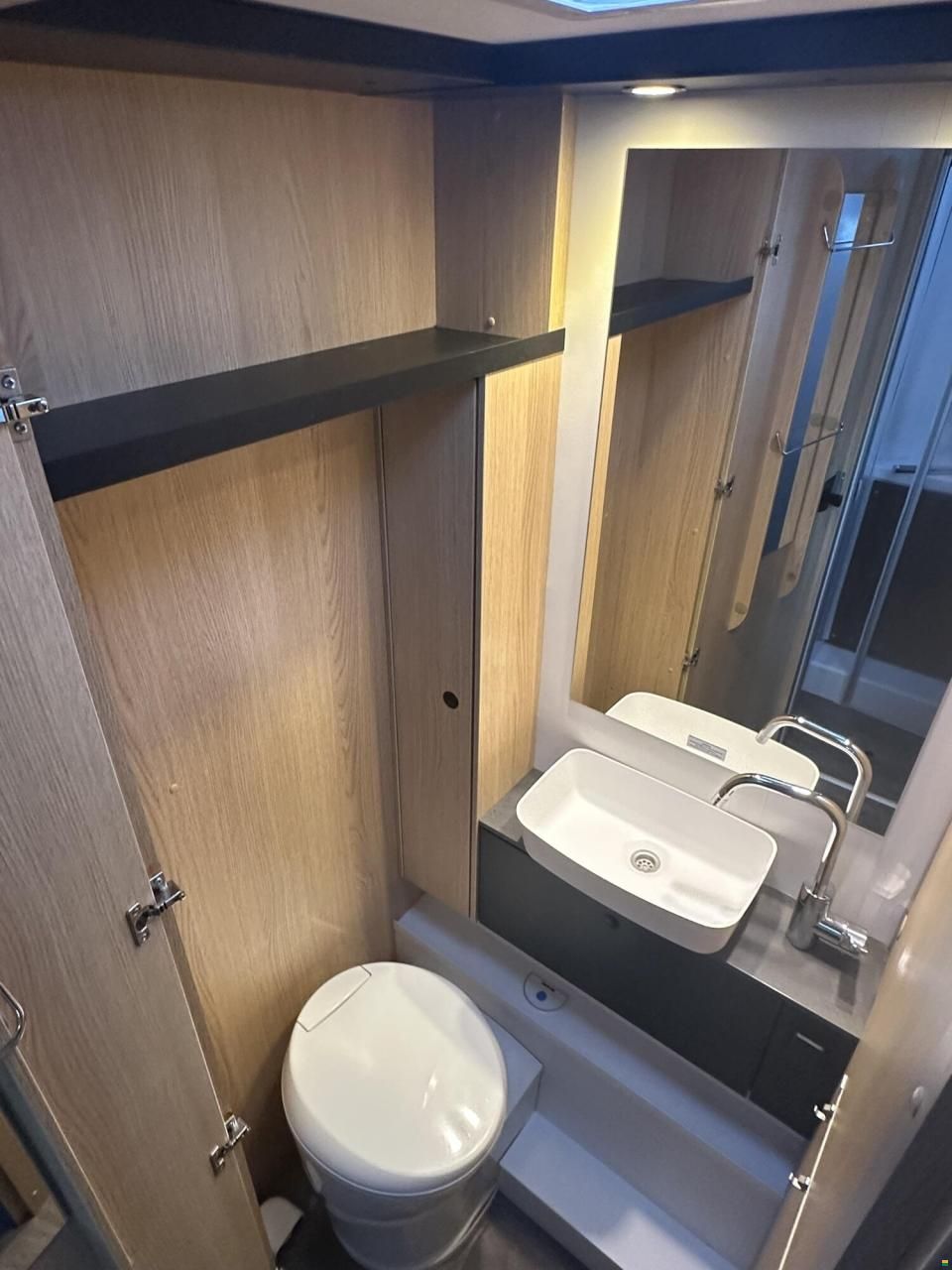 Sunlight Adventure T Ford 690L