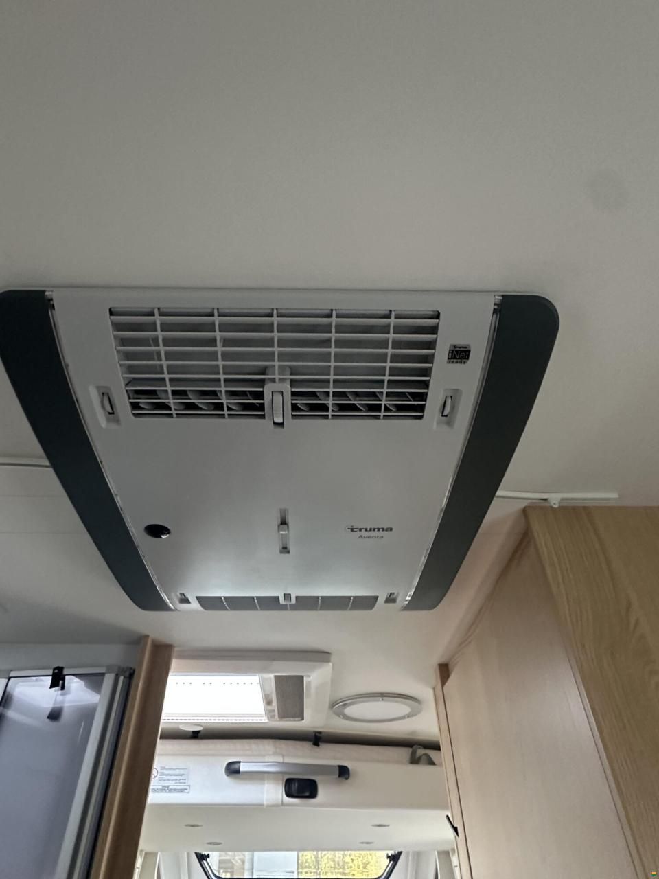 Sunlight Adventure T Ford 690L