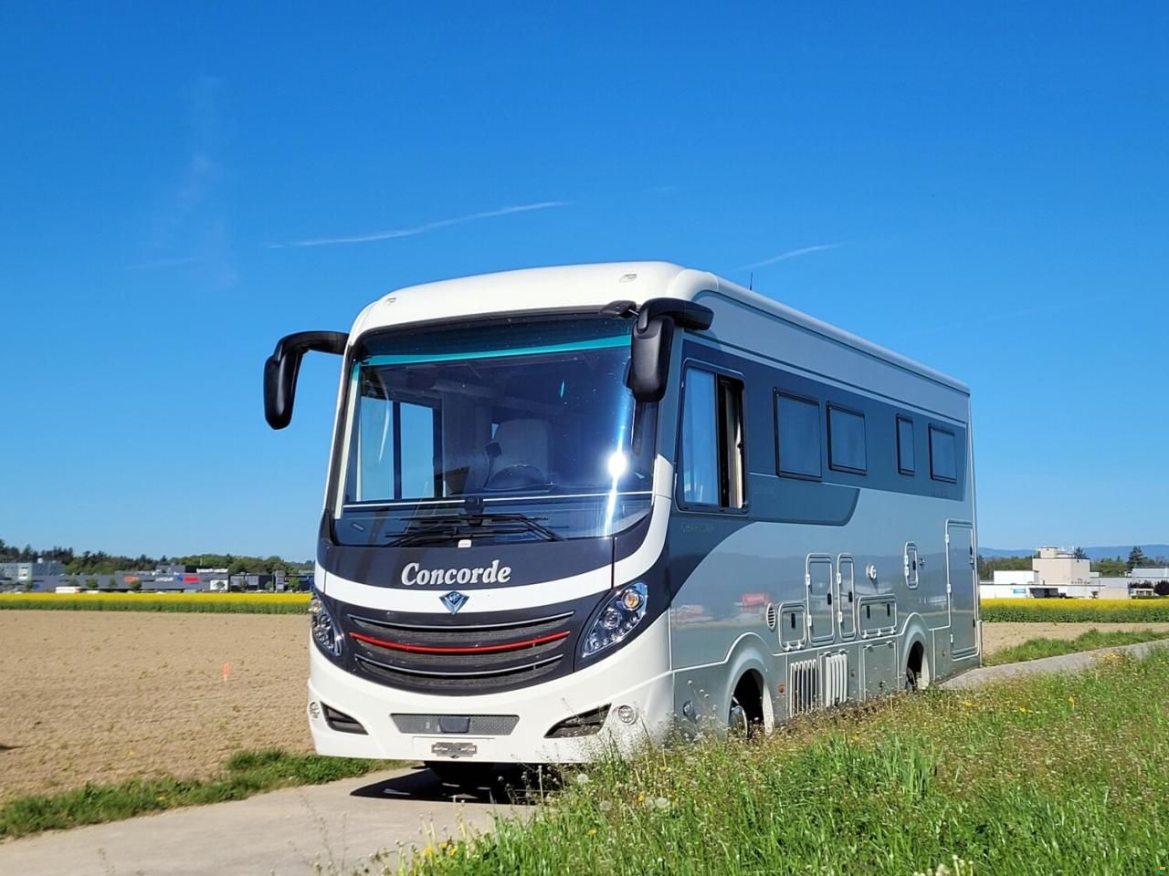 Concorde Charisma 900 M
