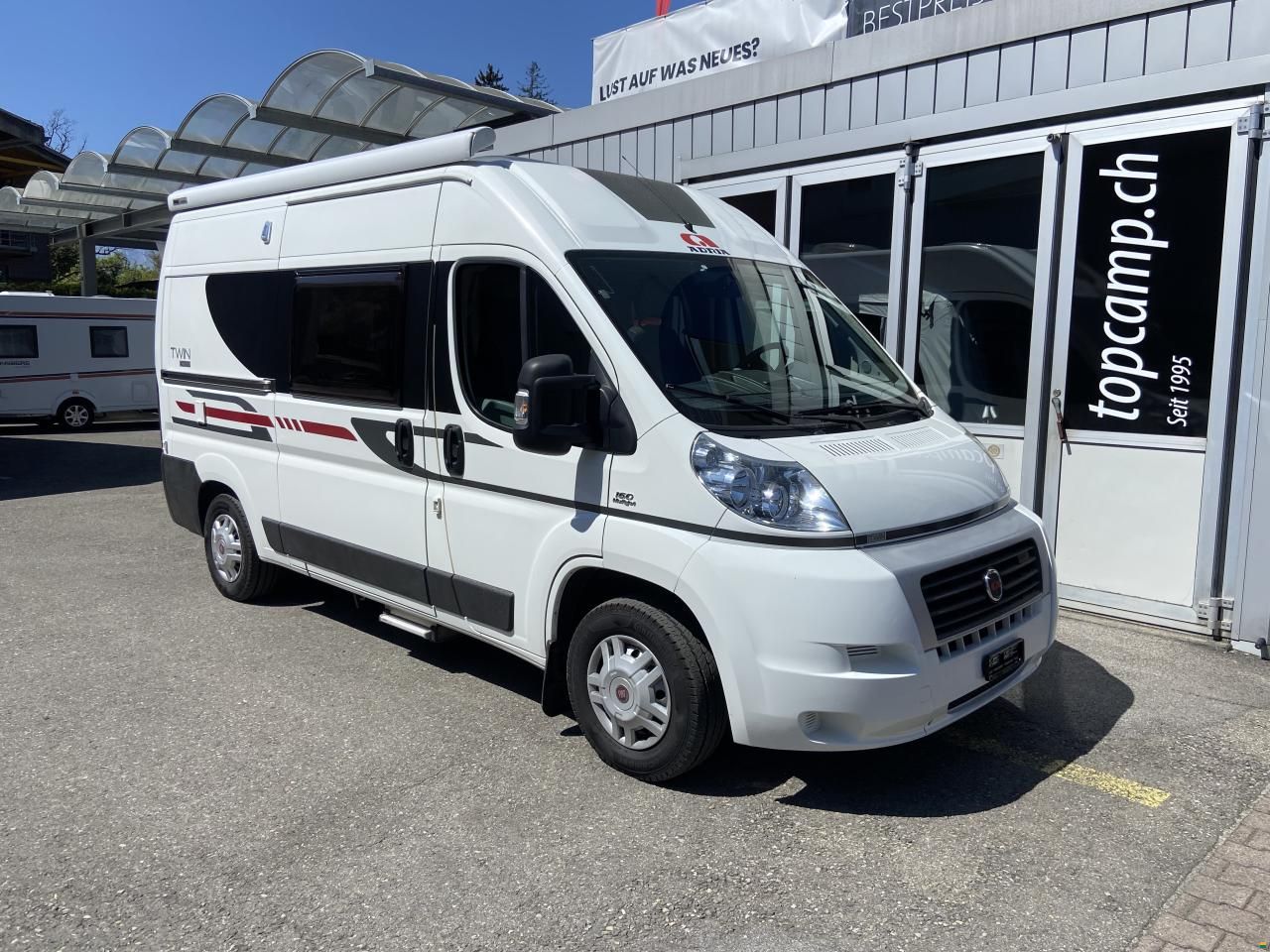 Adria Adriatik Twin Active