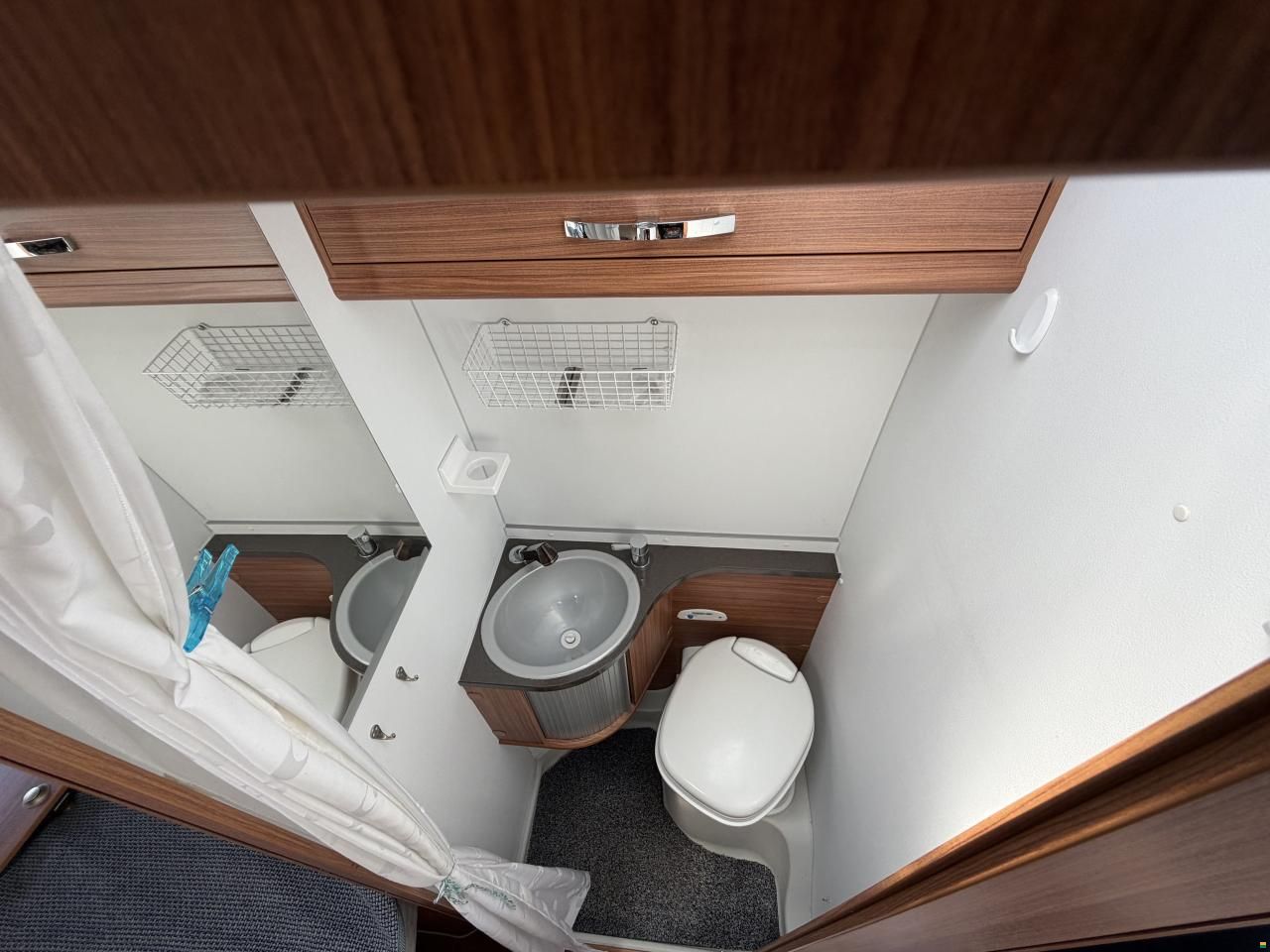 Adria Adriatik Twin Active