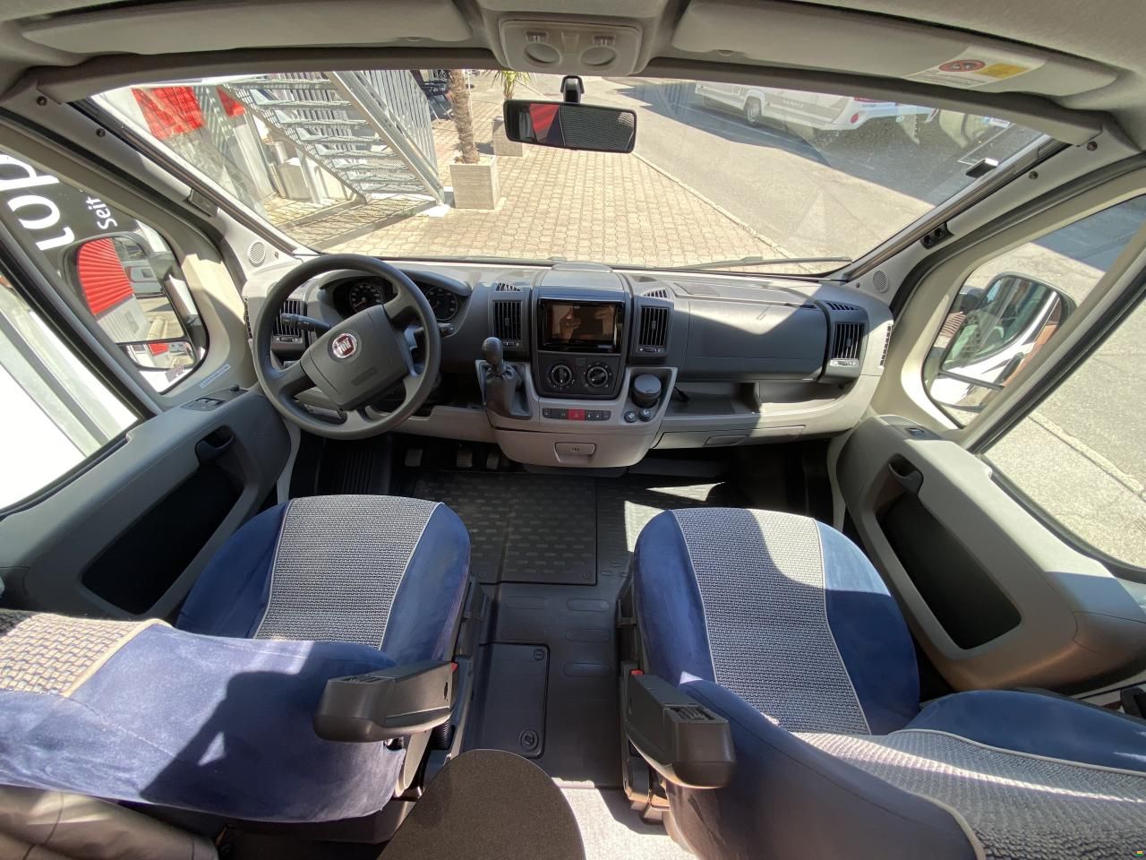 Adria Adriatik Twin Active