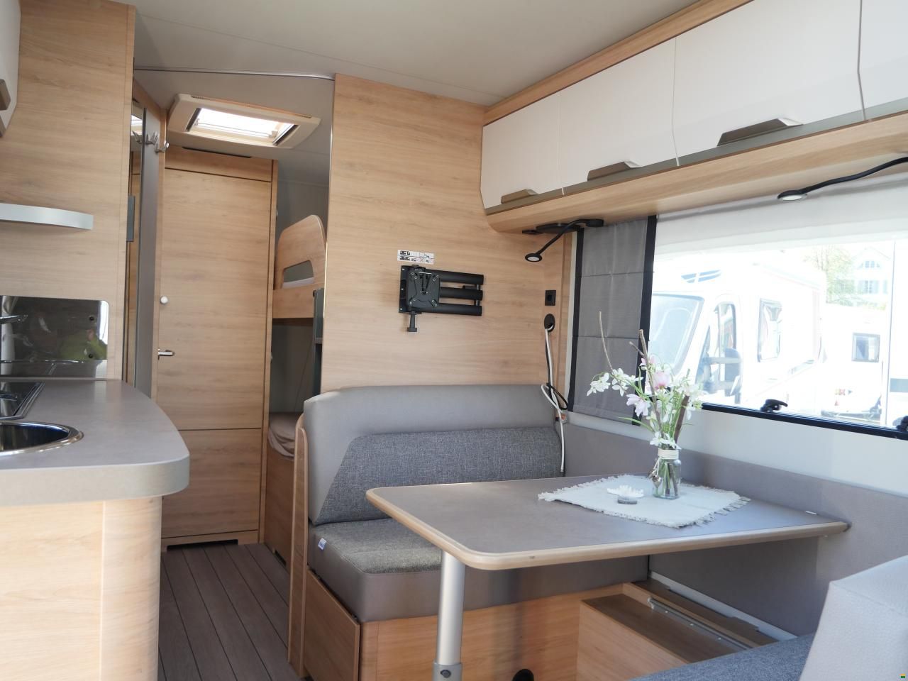 Knaus S&uuml;dwind 500 QDK Black Selection