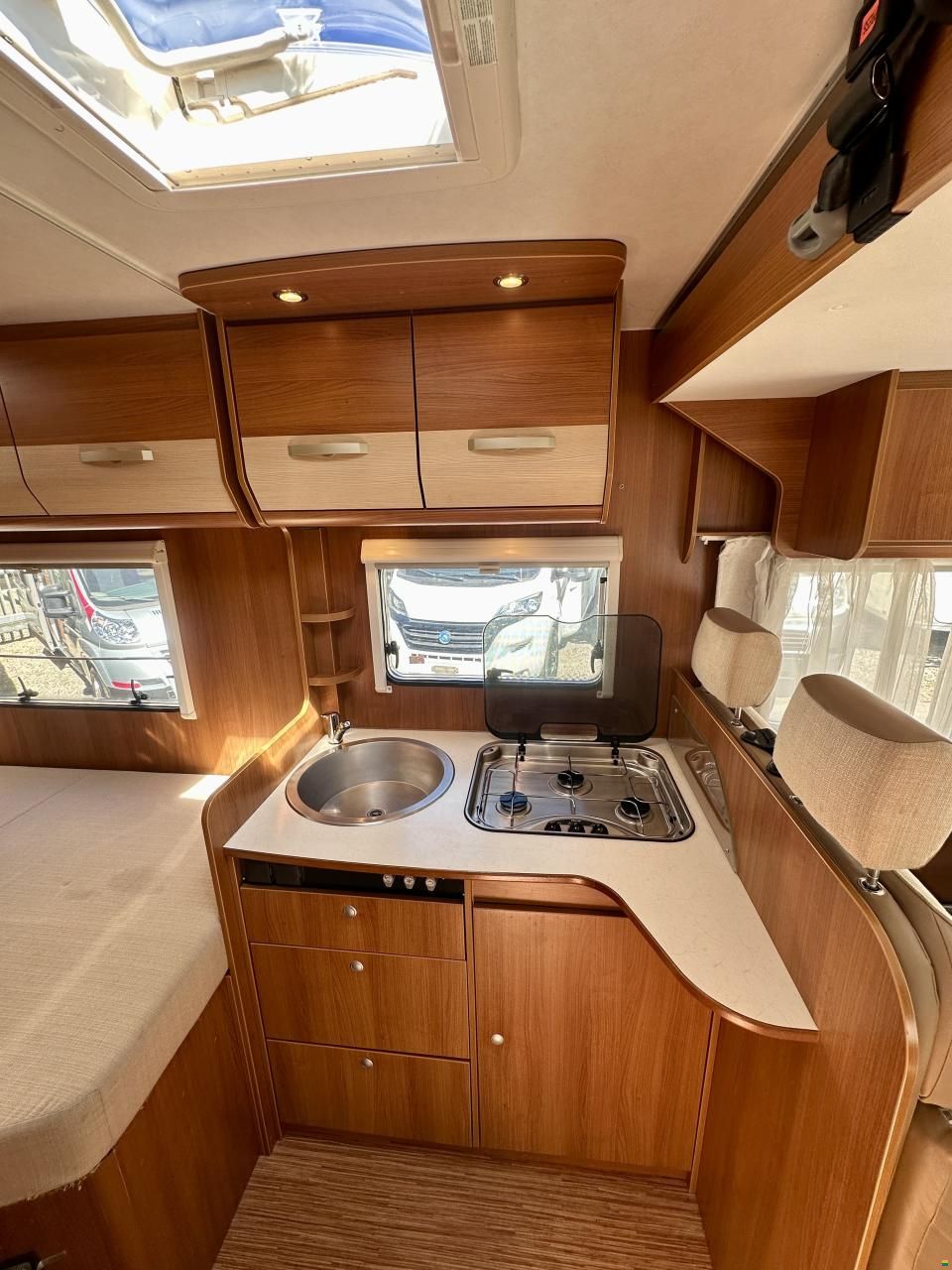 Carado Capron T348 - 4 People