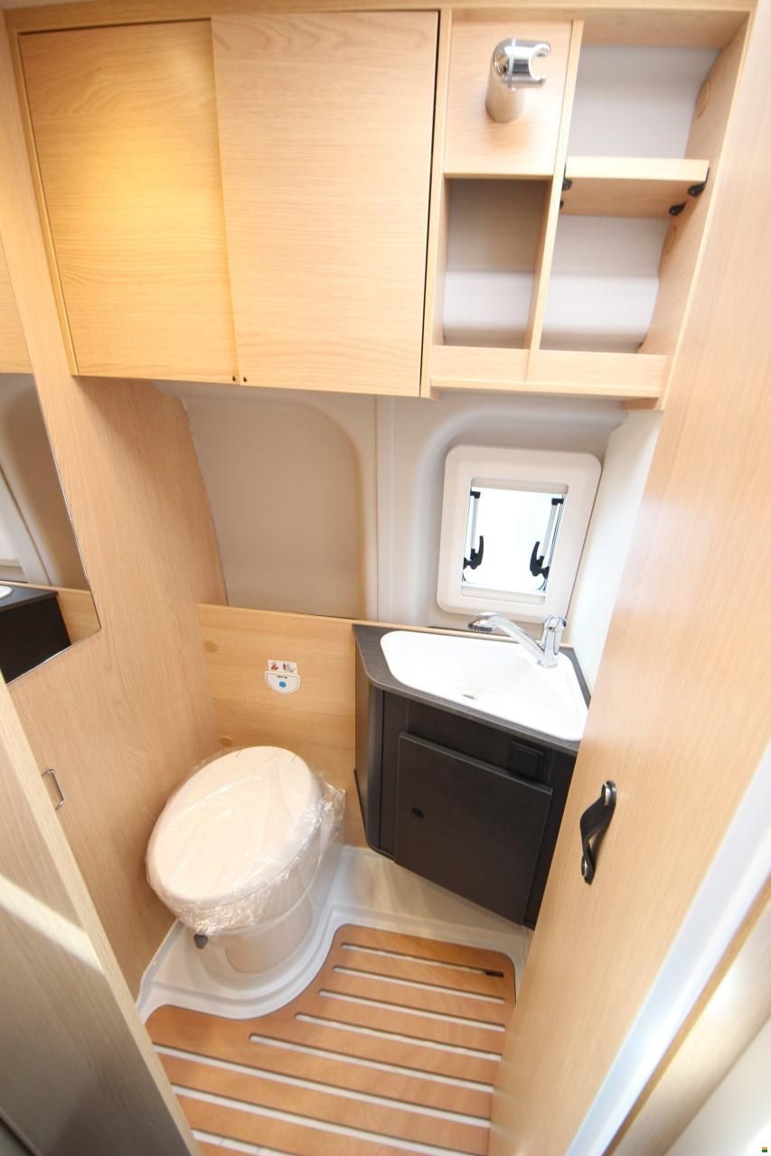 Sunlight Cliff 590 4x4 Green Trek Ford