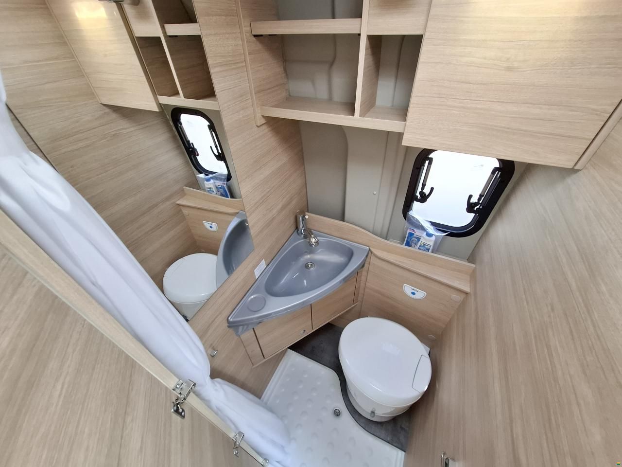 P&ouml;ssl ROADCAR R540 - AUTOMAT!