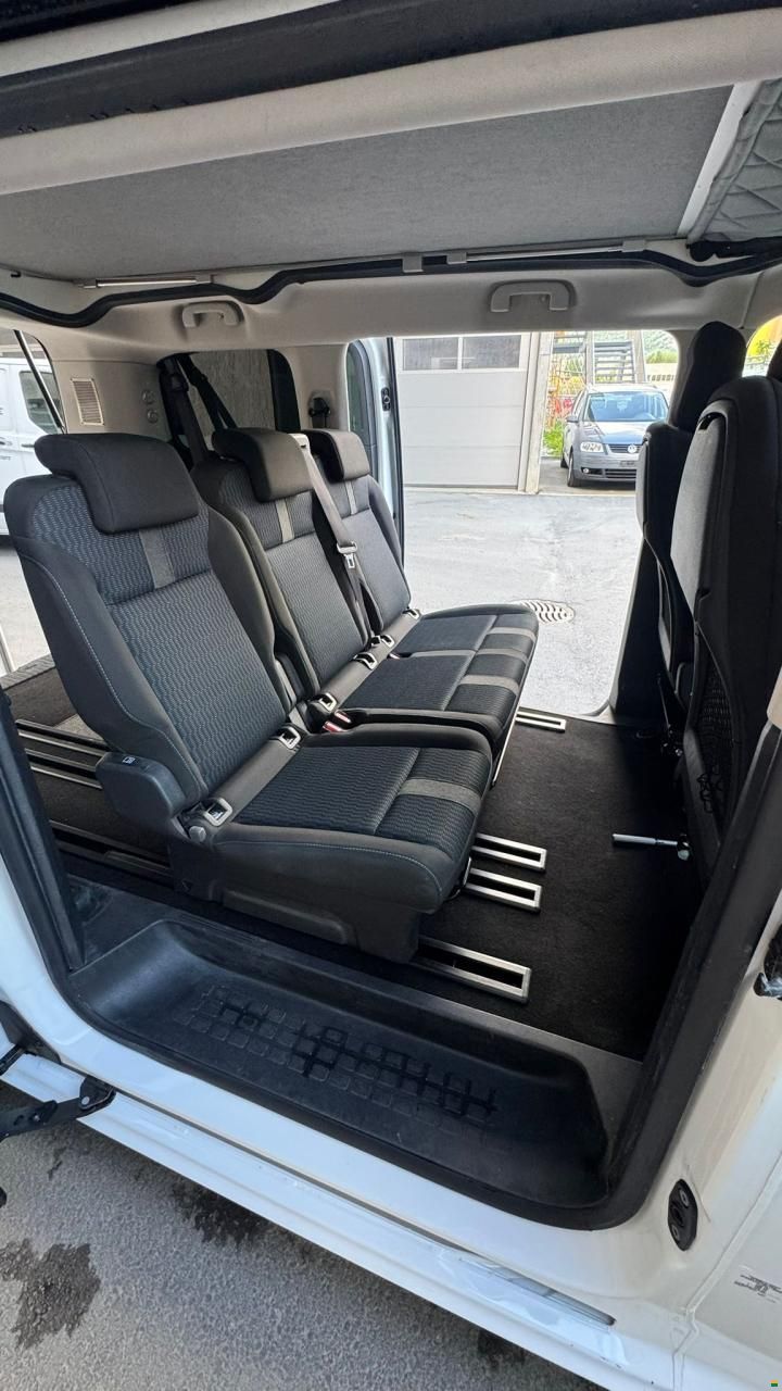 Peugeot Possl Vanster