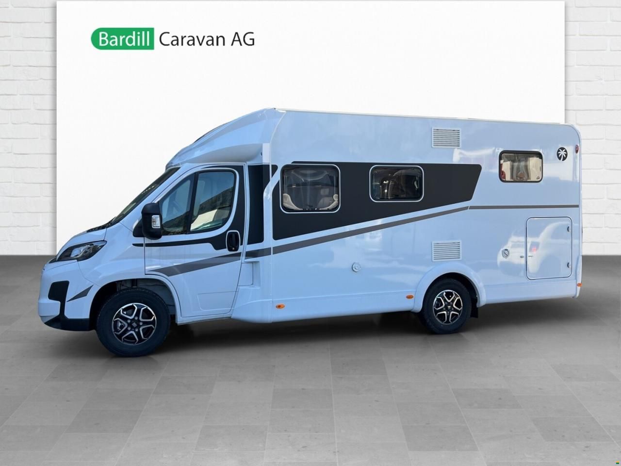 Sunlight Adventure T 66S