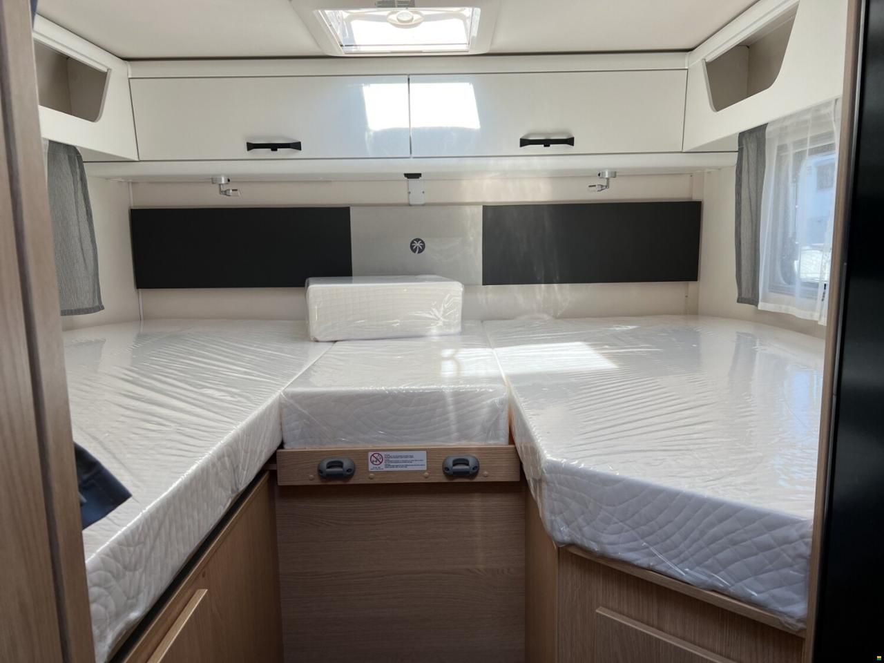 Sunlight Adventure T 66S