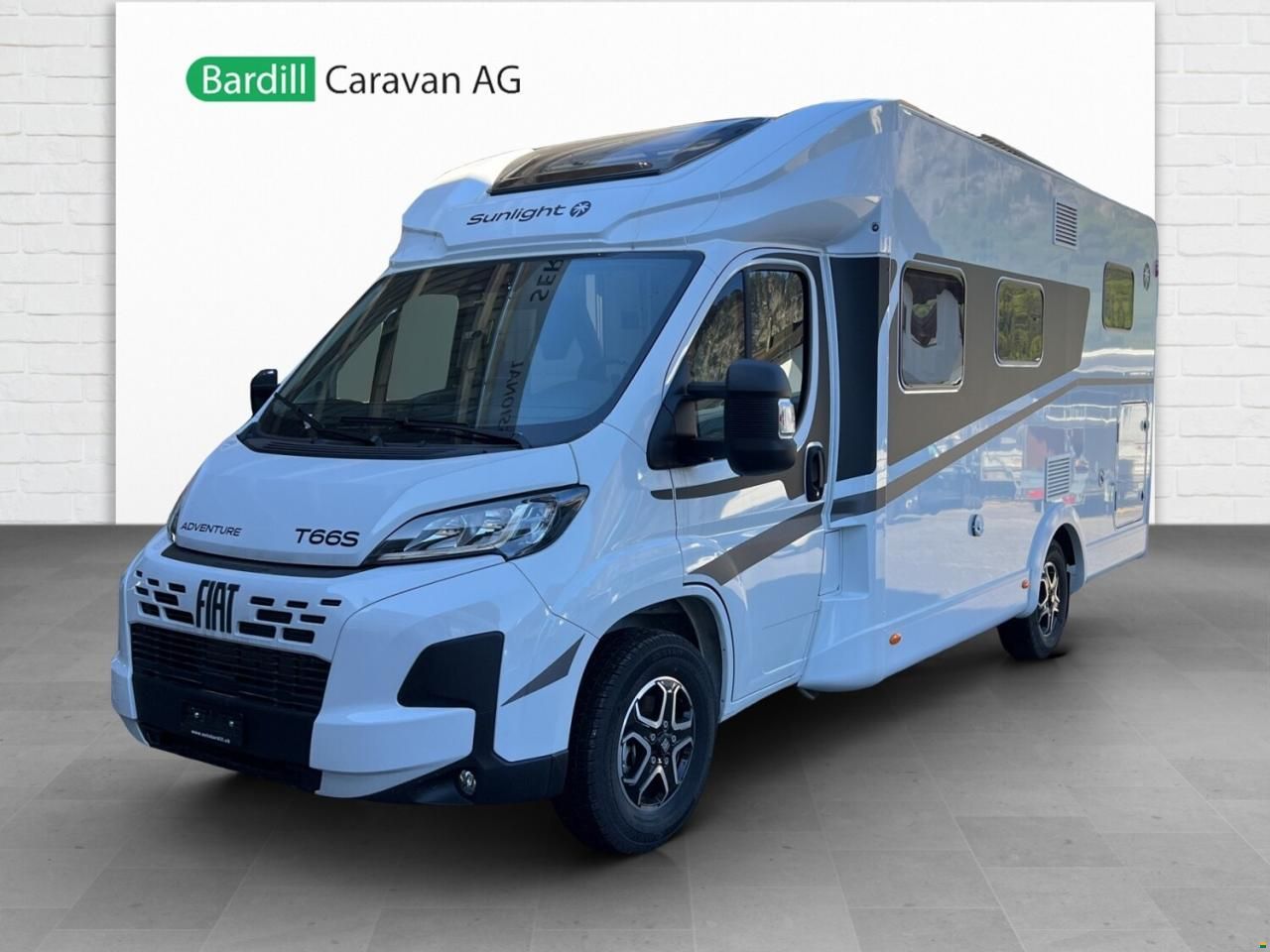 Sunlight Adventure T 66S