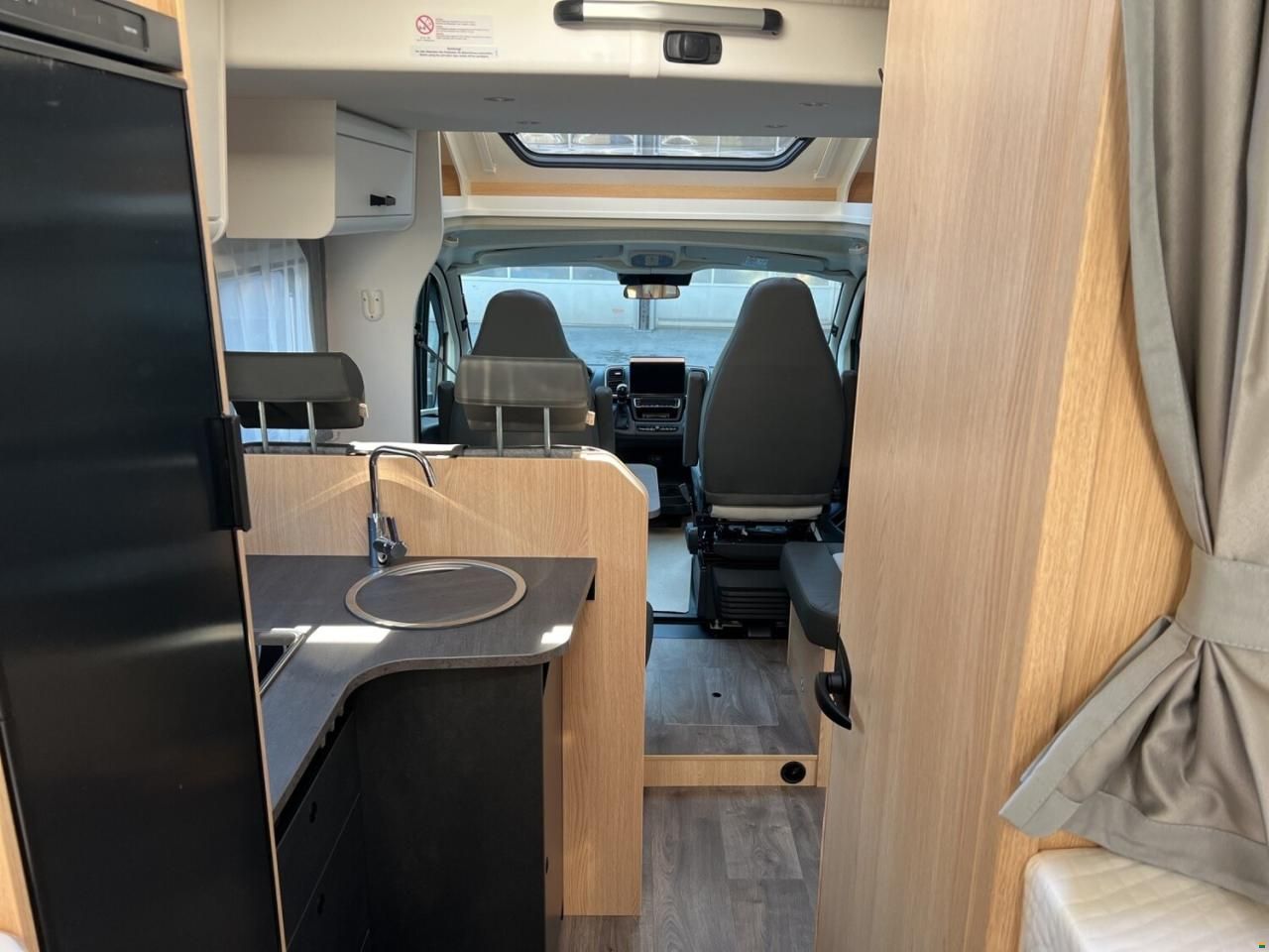 Sunlight Adventure T 66S