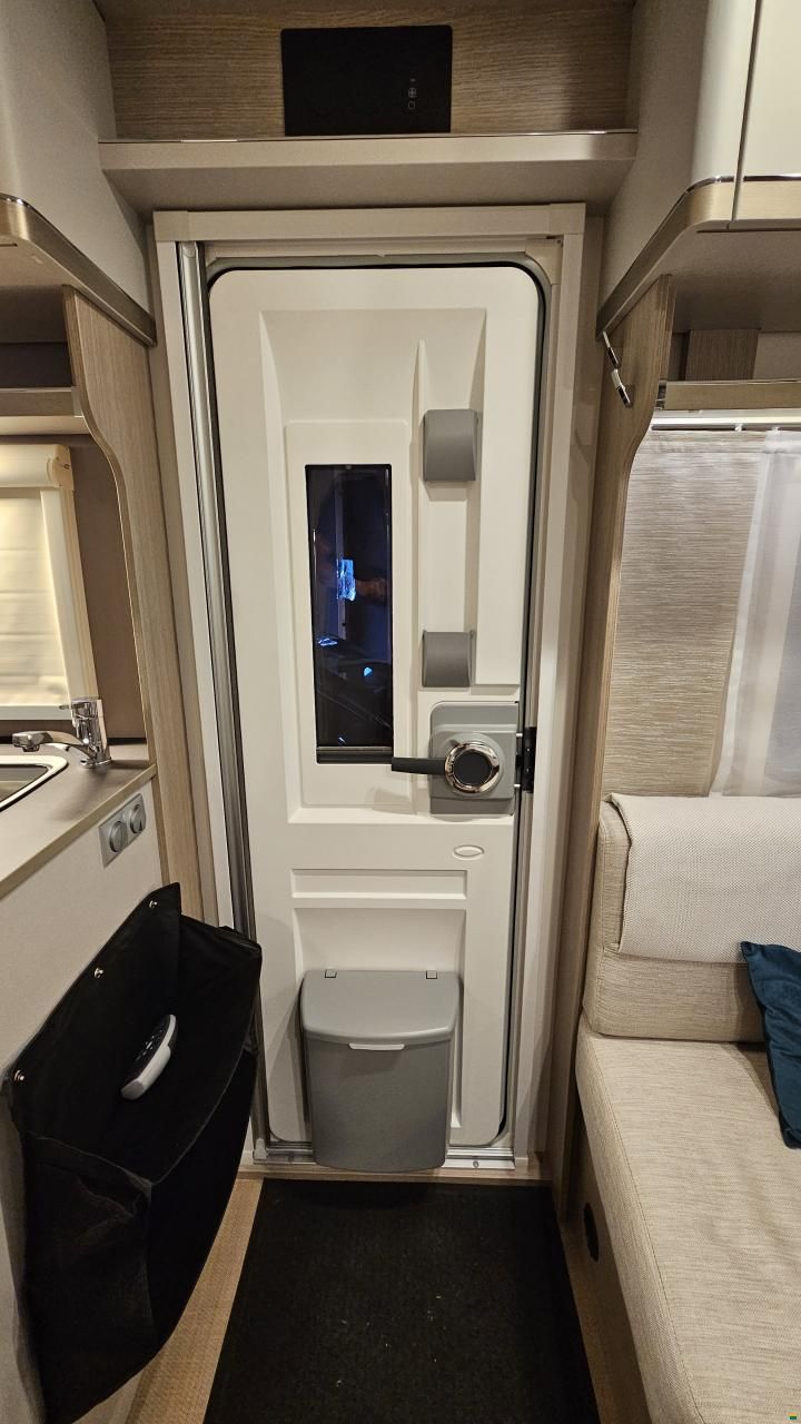 B&uuml;rstner Premio 460 TL