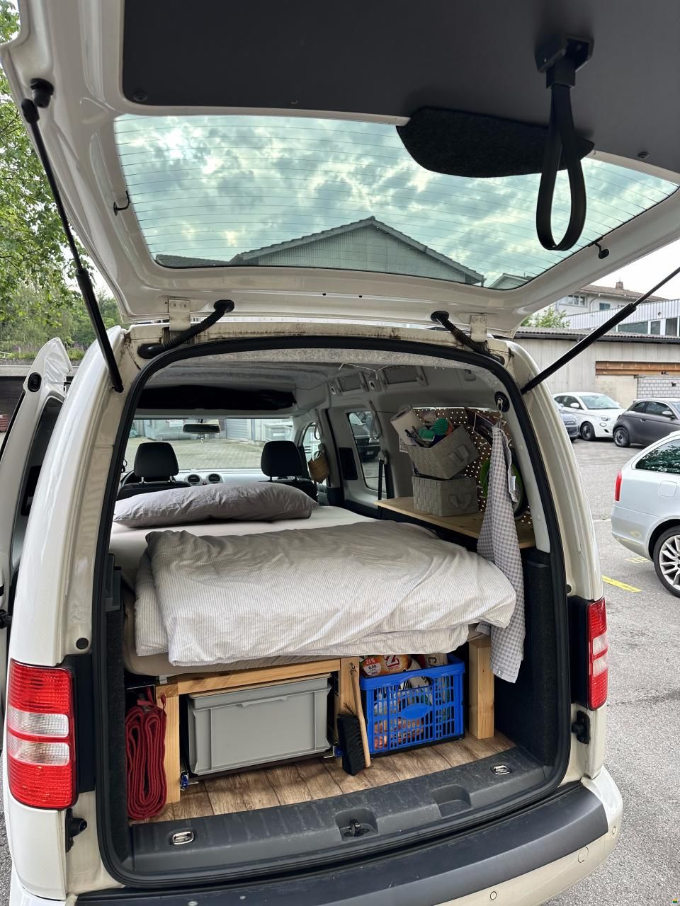 Volkswagen Caddy Maxi Life 2.0 BMT (2015)